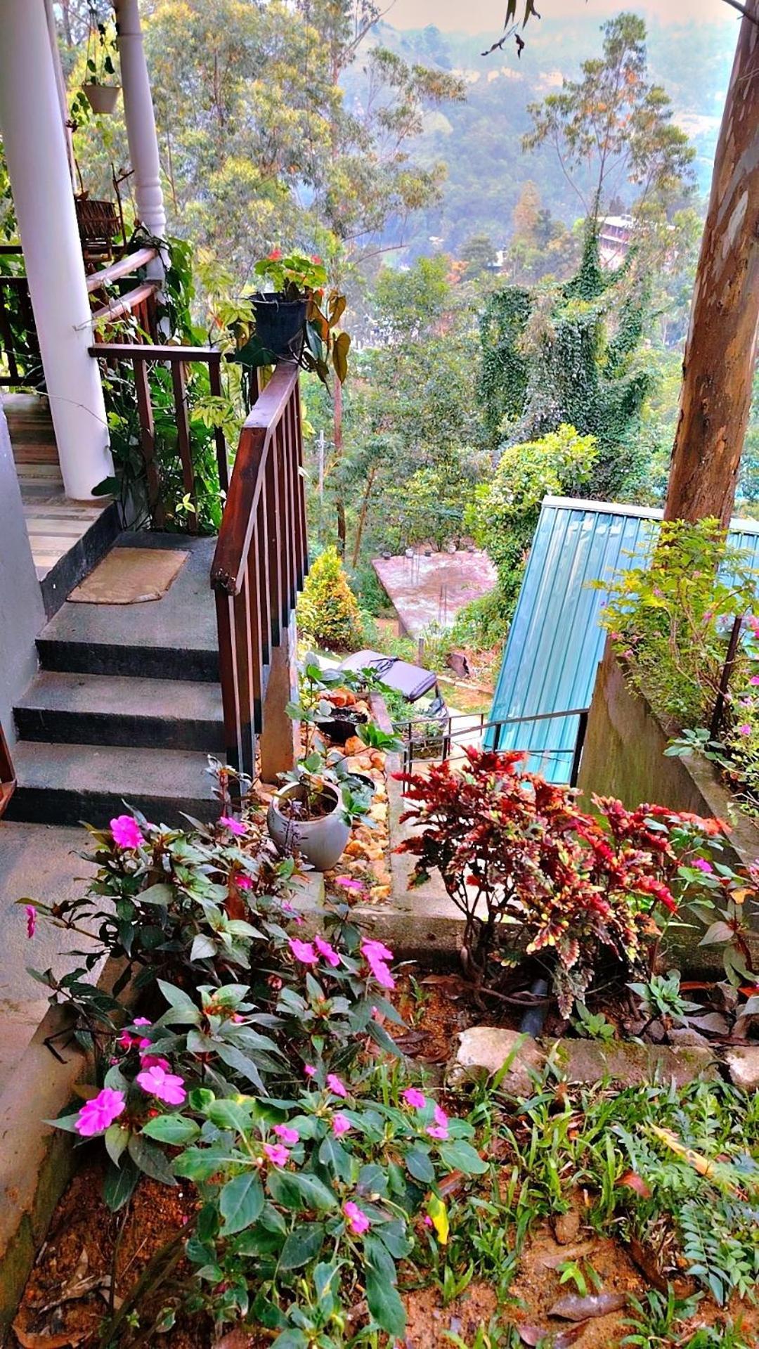 Chathus Place Guest house *