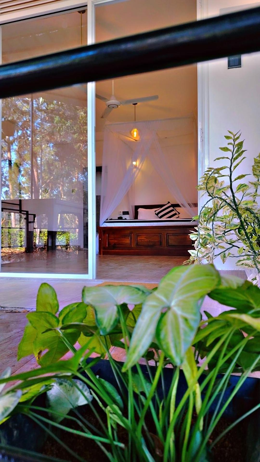 Guest house Chathus Place *
