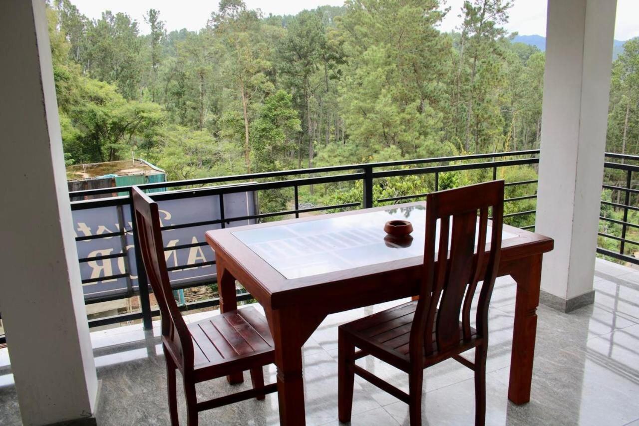 Rustle Hill Stay-ella Homestay