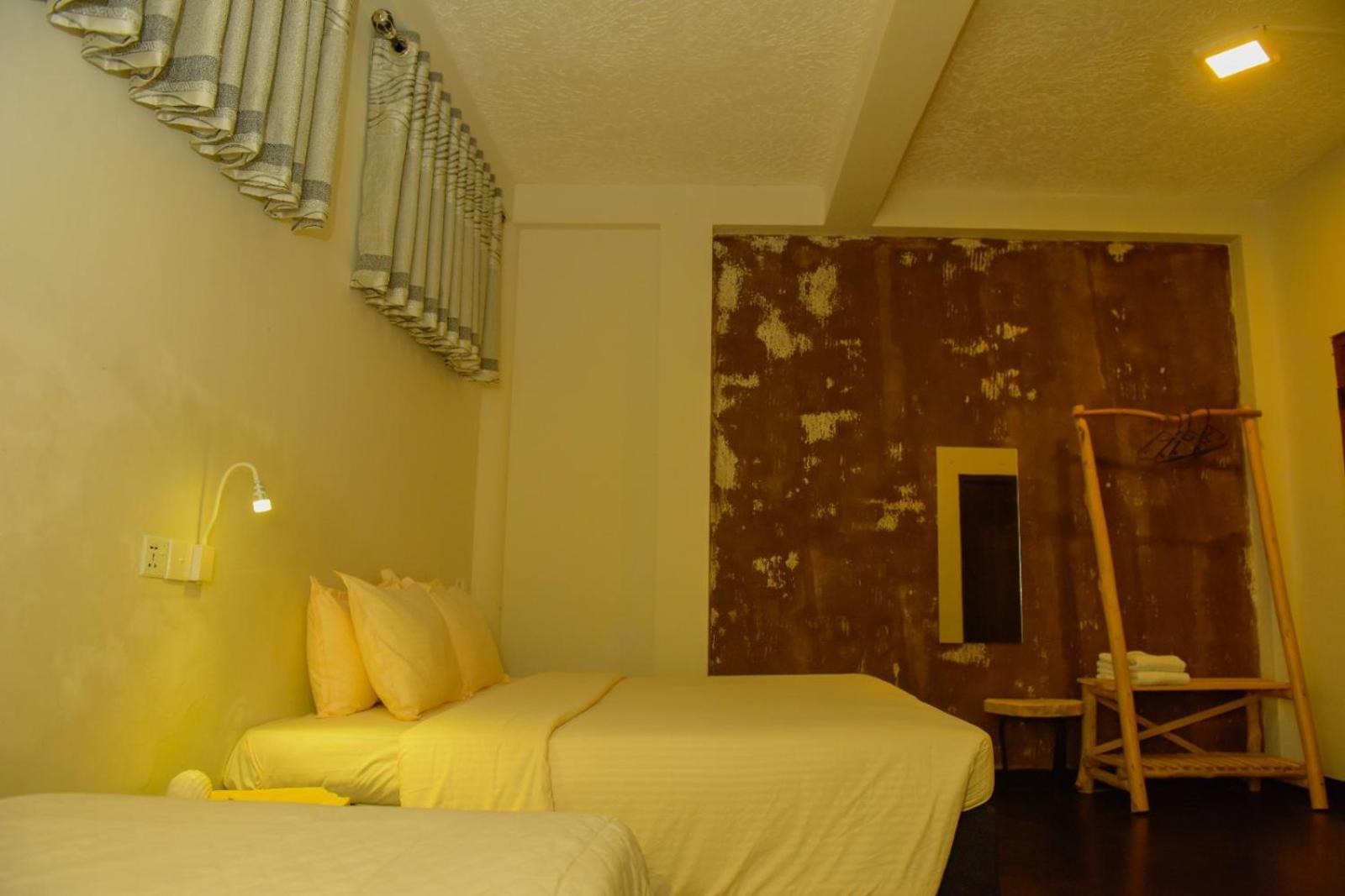 Brown House Hotel Ella