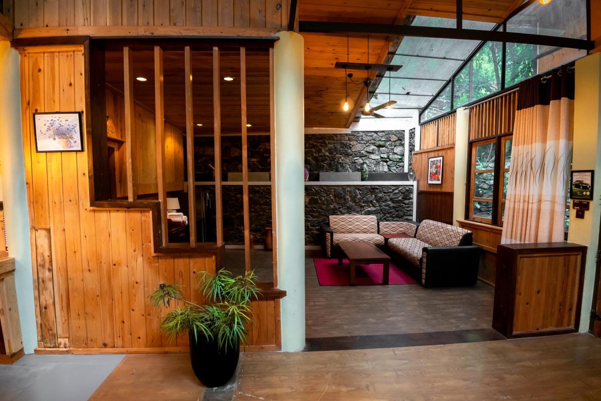 Arana Sri Lanka Eco And Yoga Center Lodge *