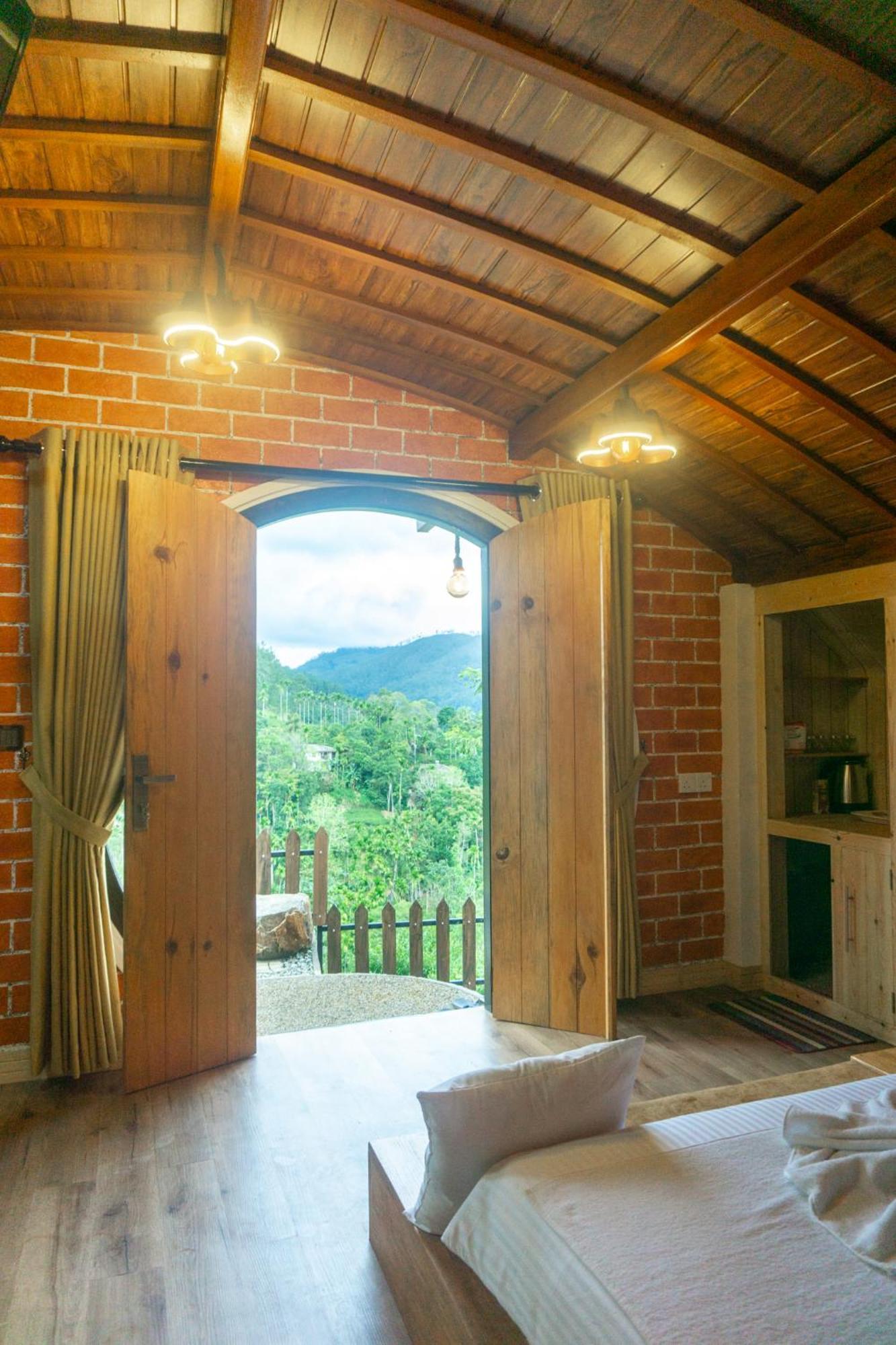 Hobbit Hole Hideaway