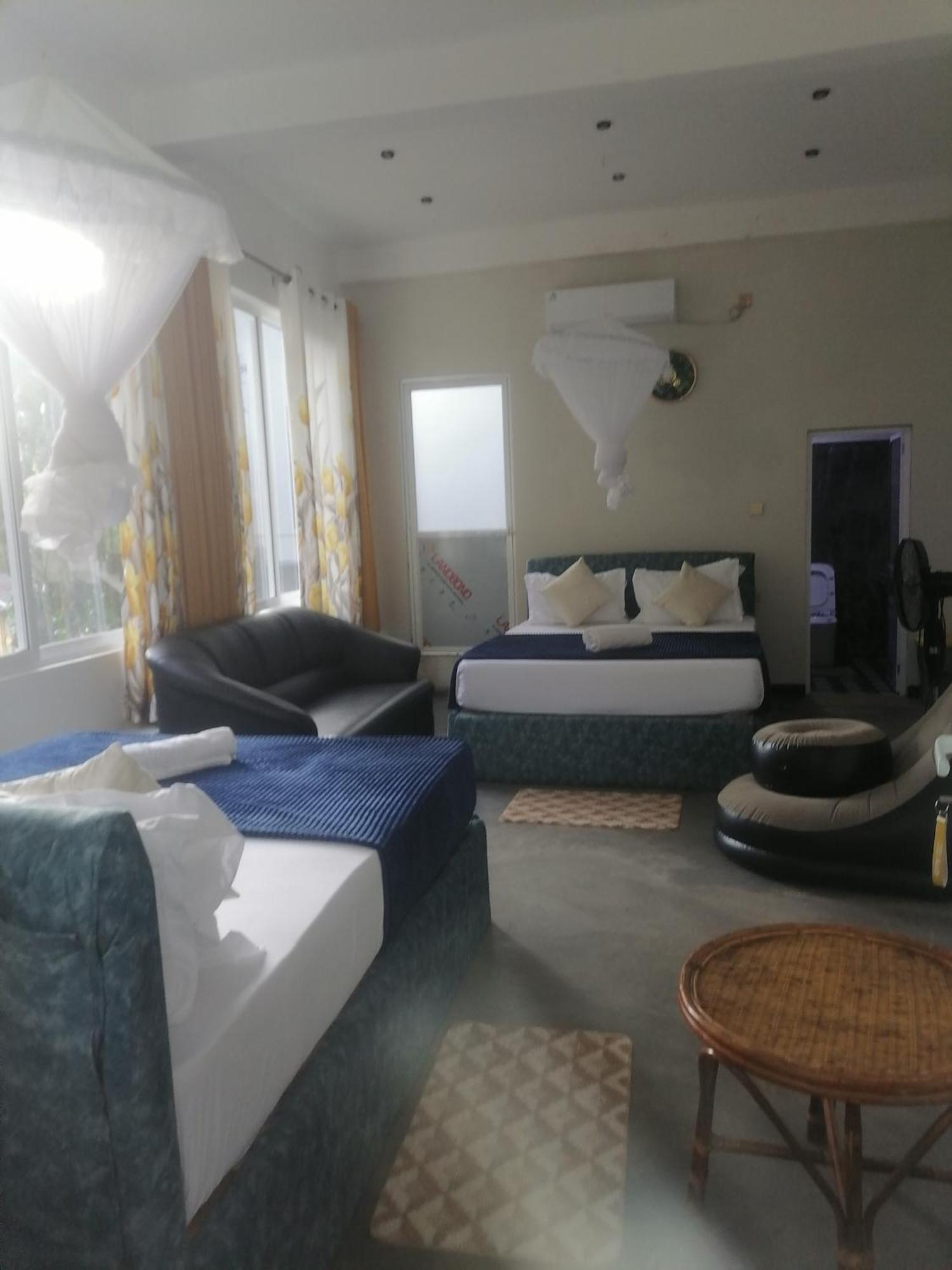 Summer Ambagolla Hotel