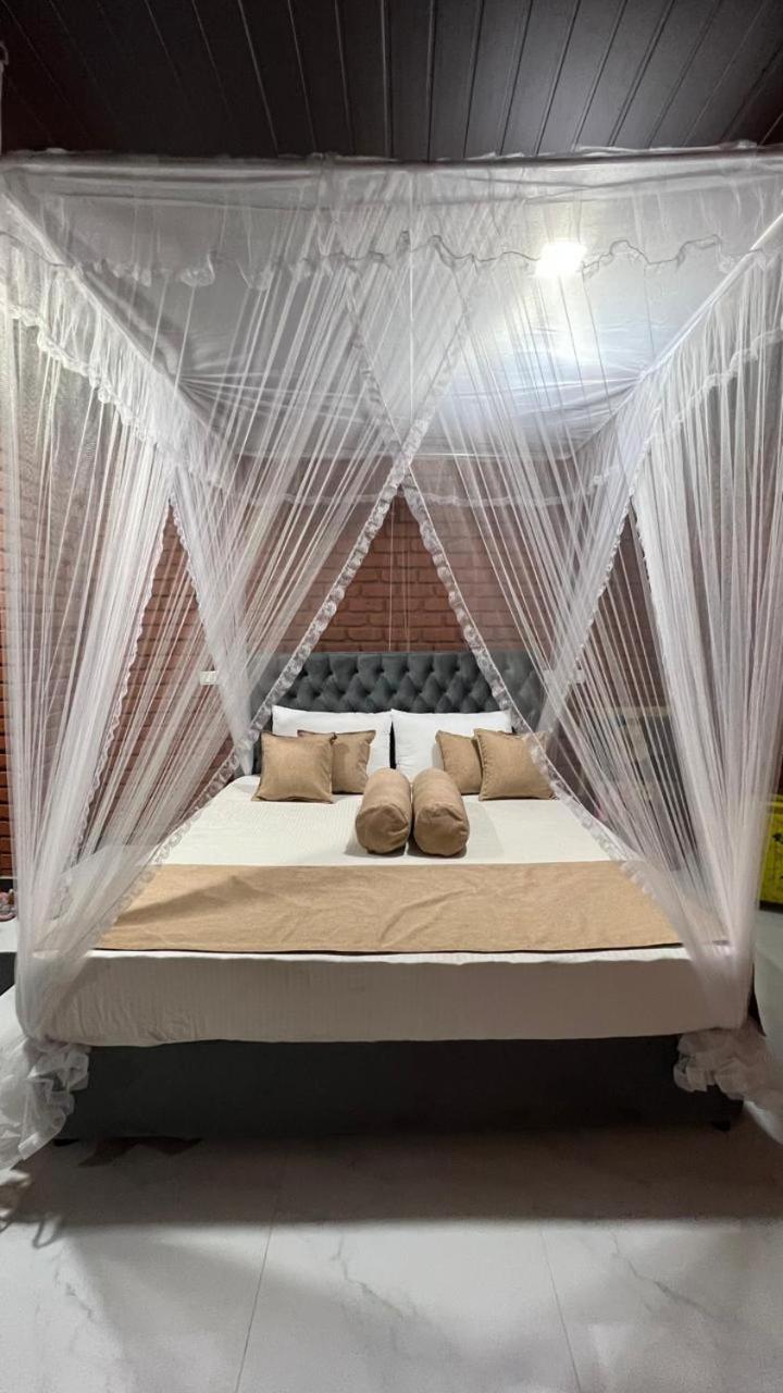 Adam's Apple Homestay