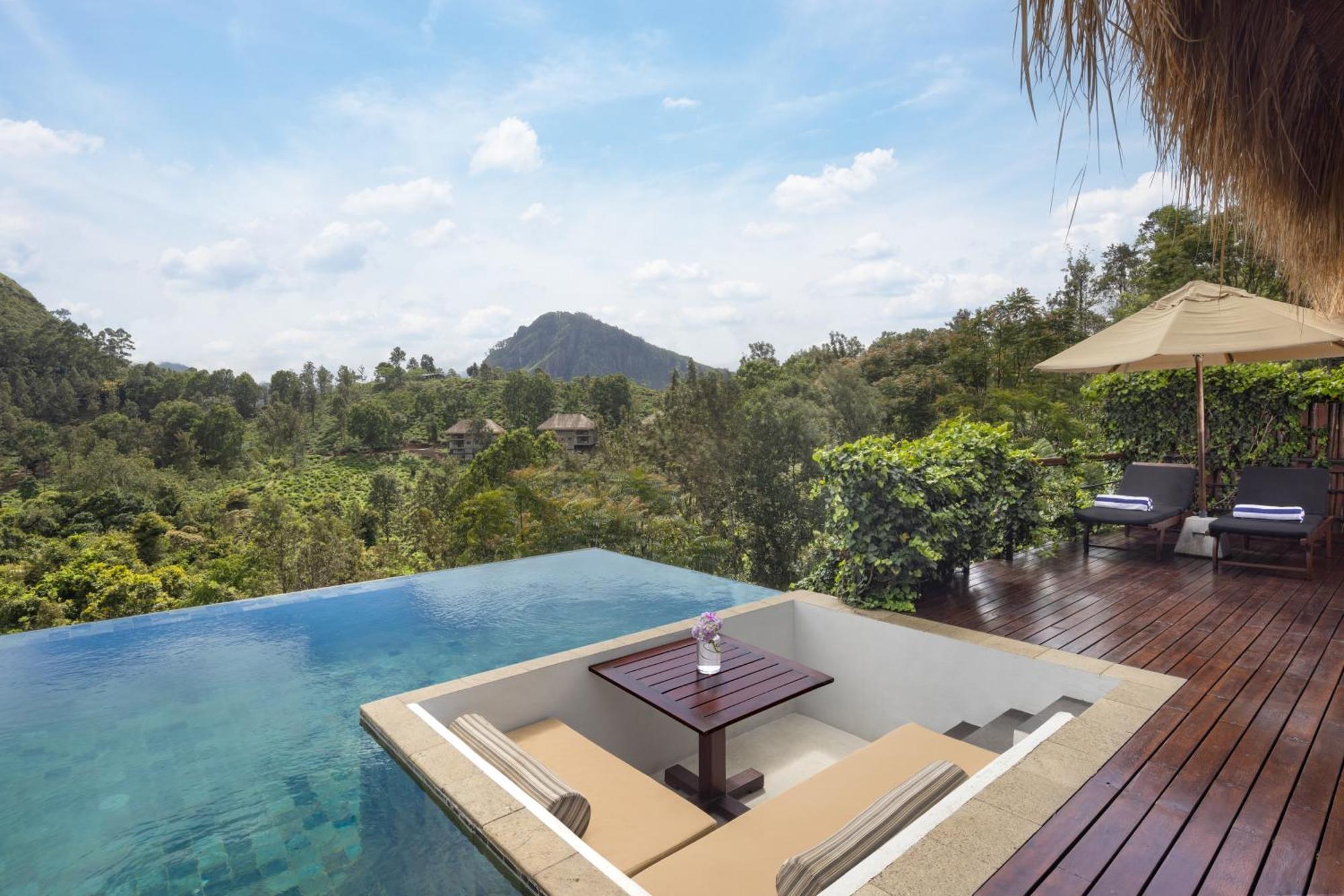 98 Acres & Hotel 5*