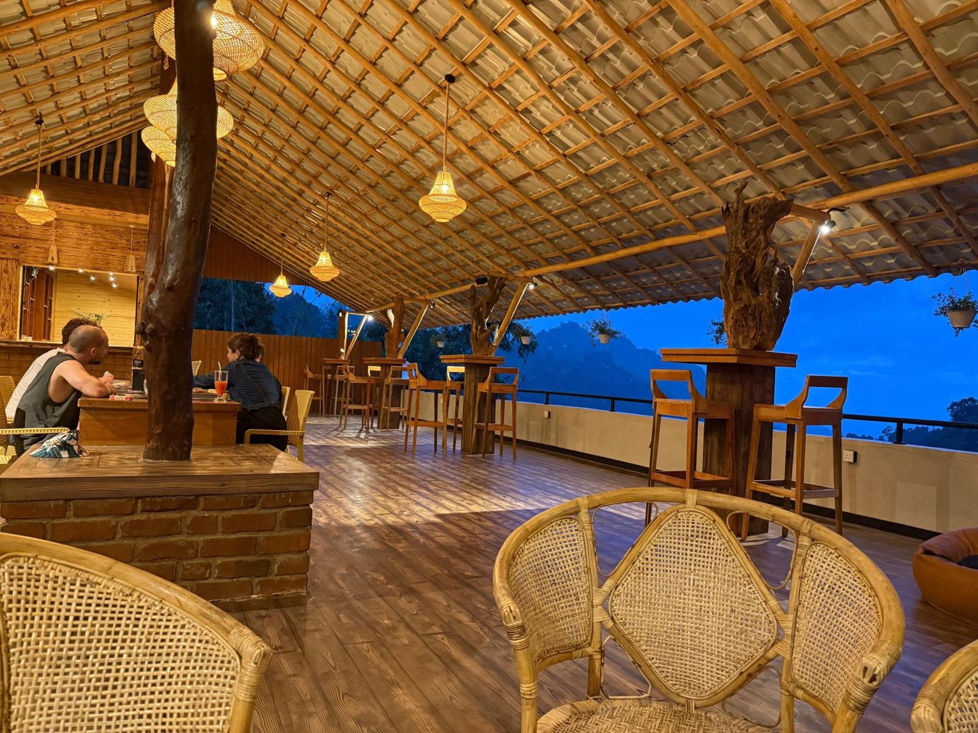 Rawana View Guest house *