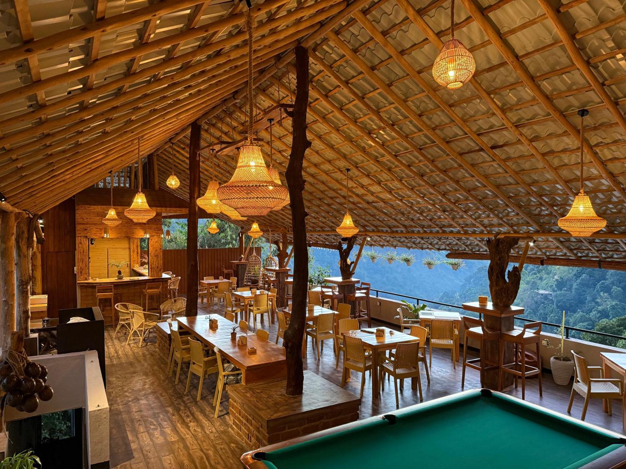 Guest house Rawana View