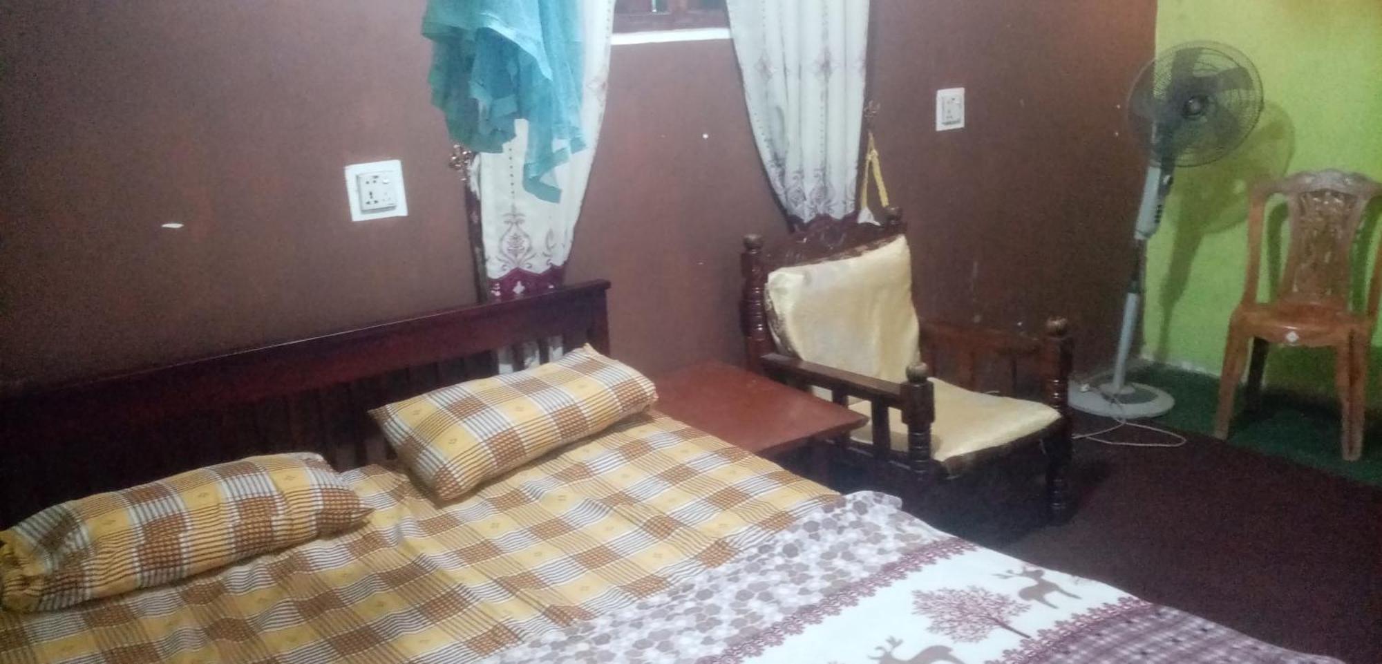 Ask River Side Hostel *