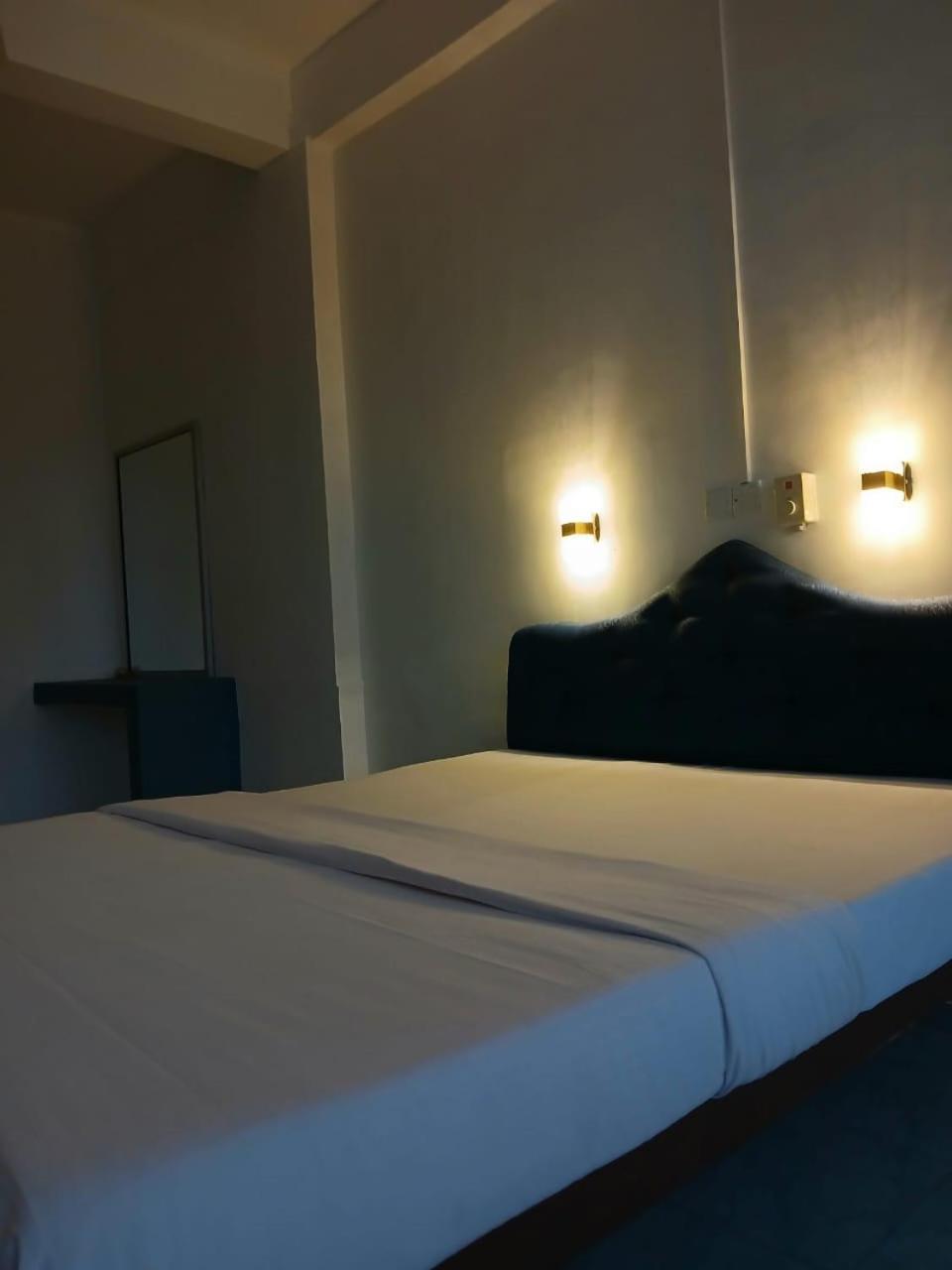The Peak Hotel Ella