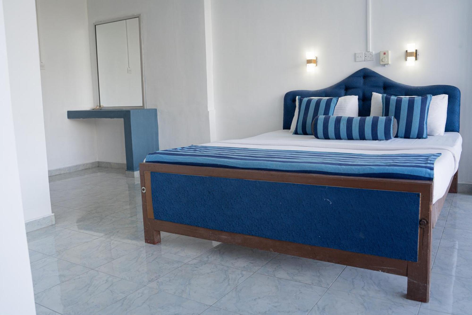 The Peak Hotel 3*