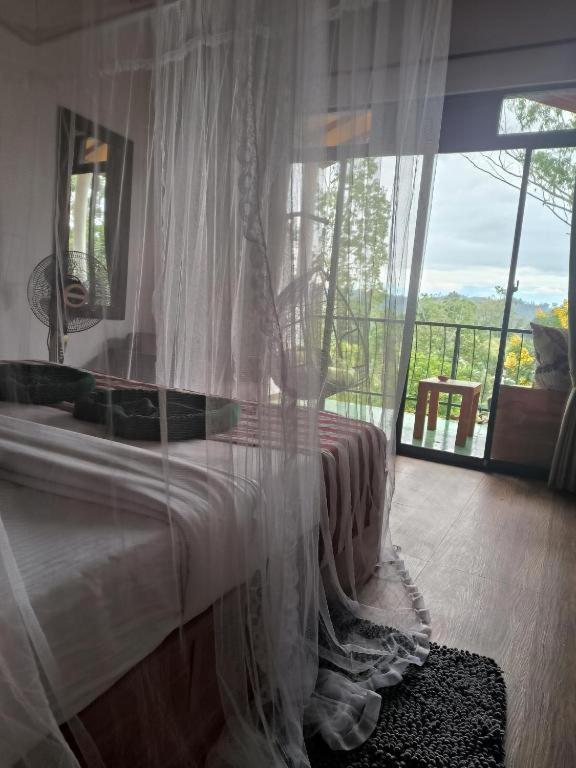 Slon White Elephant Hotel