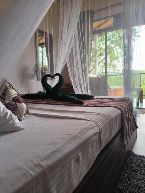 Slon White Elephant Hotel *
