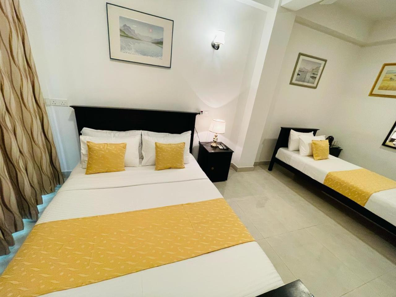 Hotel 4 Axes