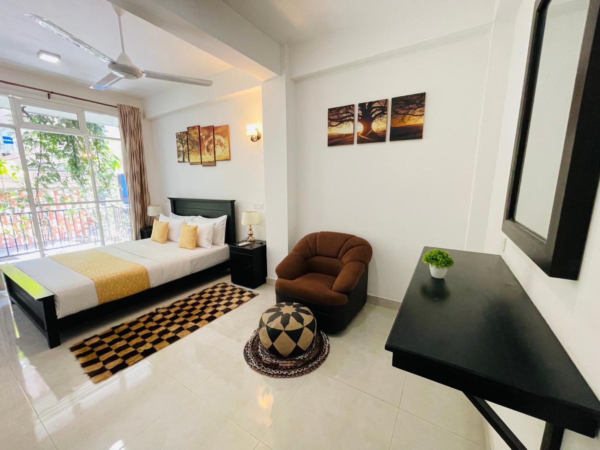 Hotel 4 Axes Ella