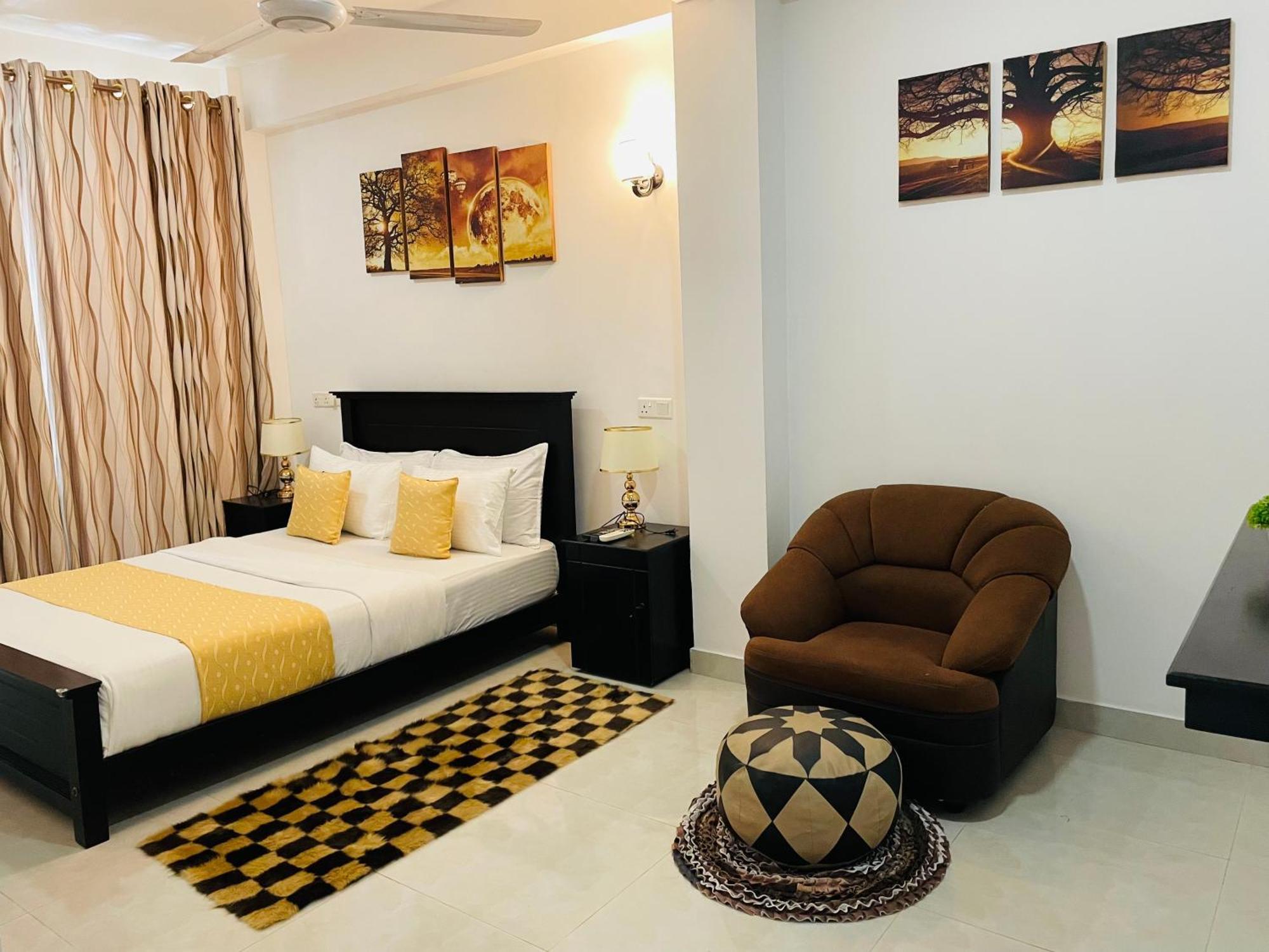 4 Axes Hotel Ella