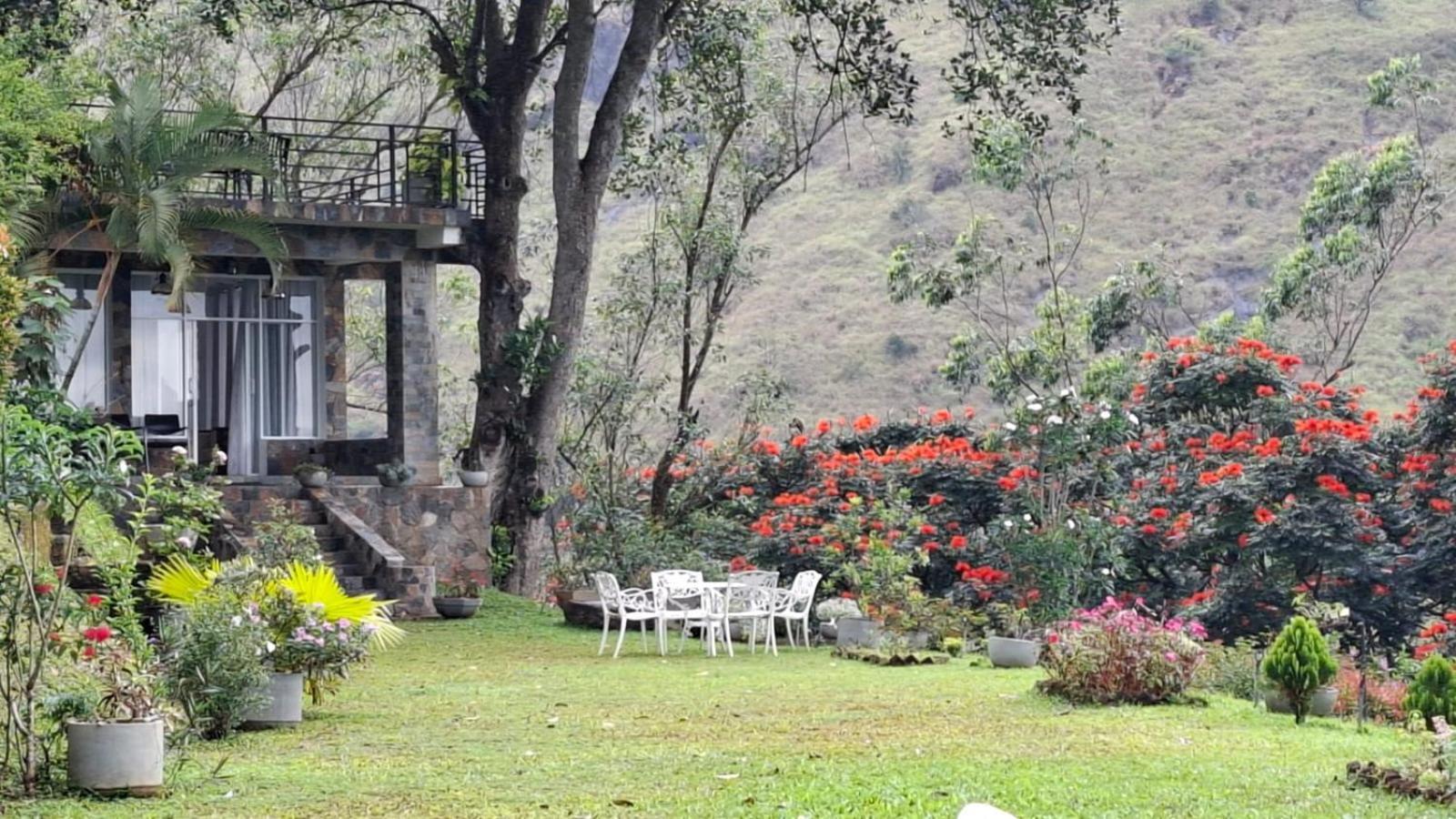 Sithara Estate Villa *