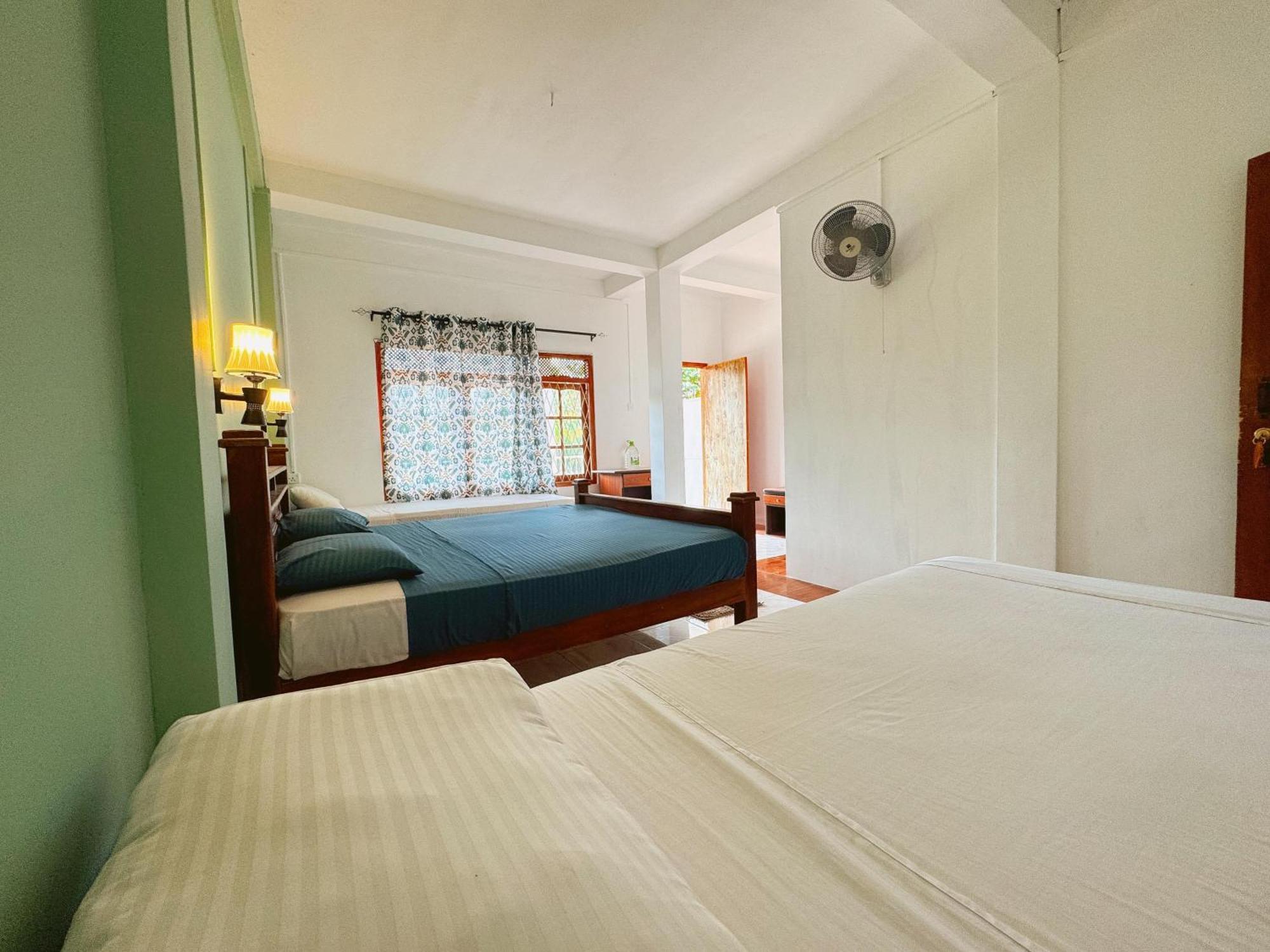 Hotel The Peak 3*