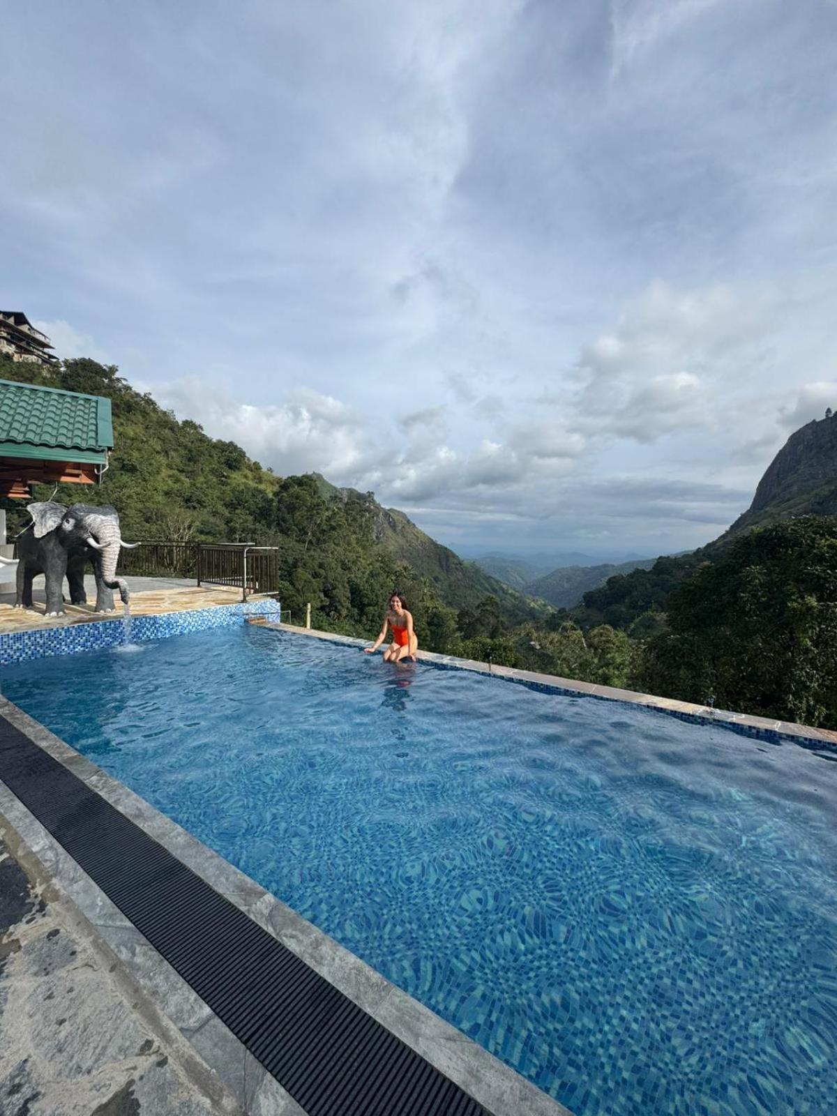 Misty Hills Hotel 3*