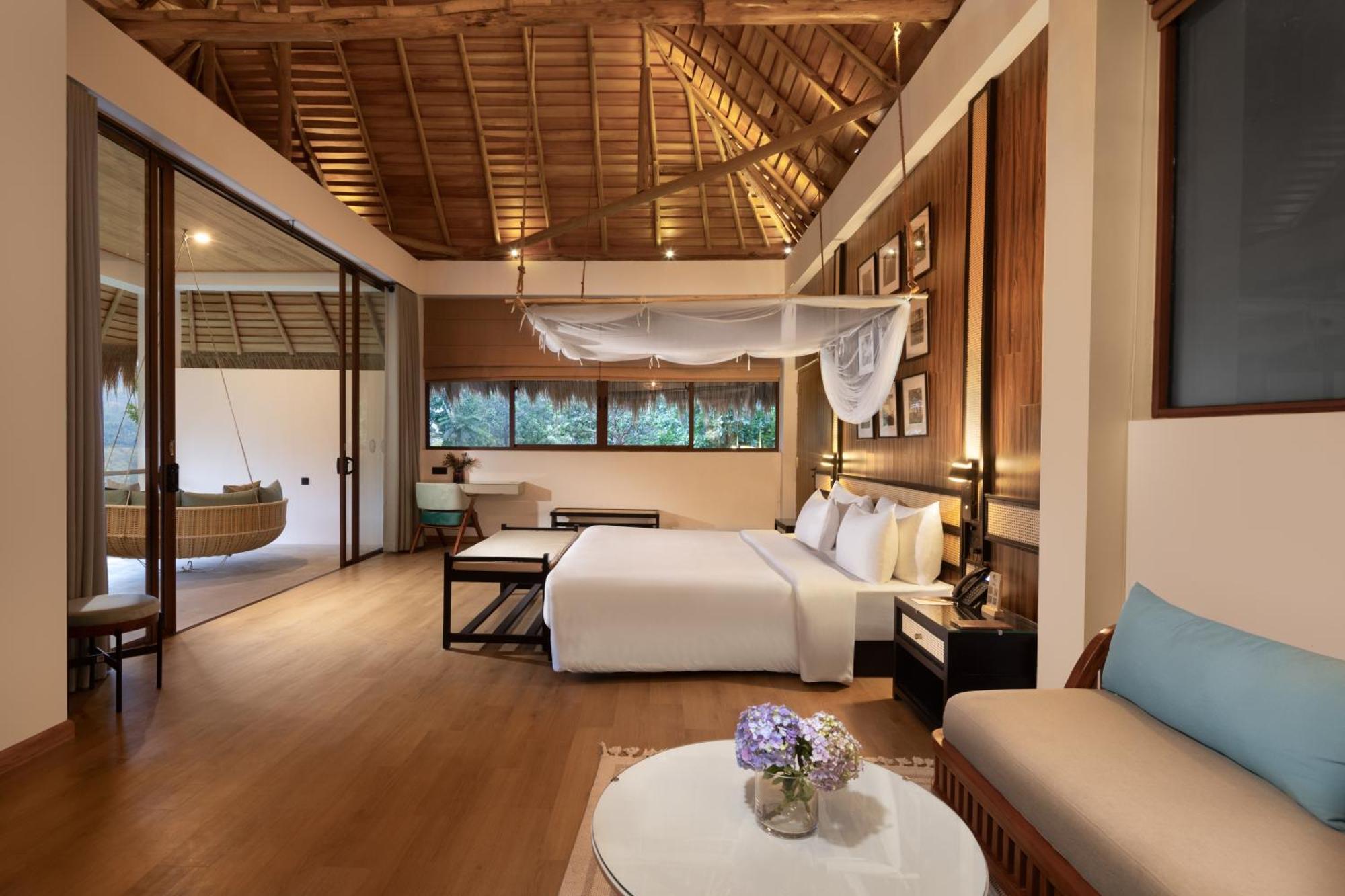 Hotel 98 Acres & 5*