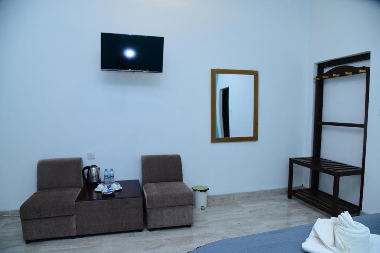 Heavens Gate Hotel Ella