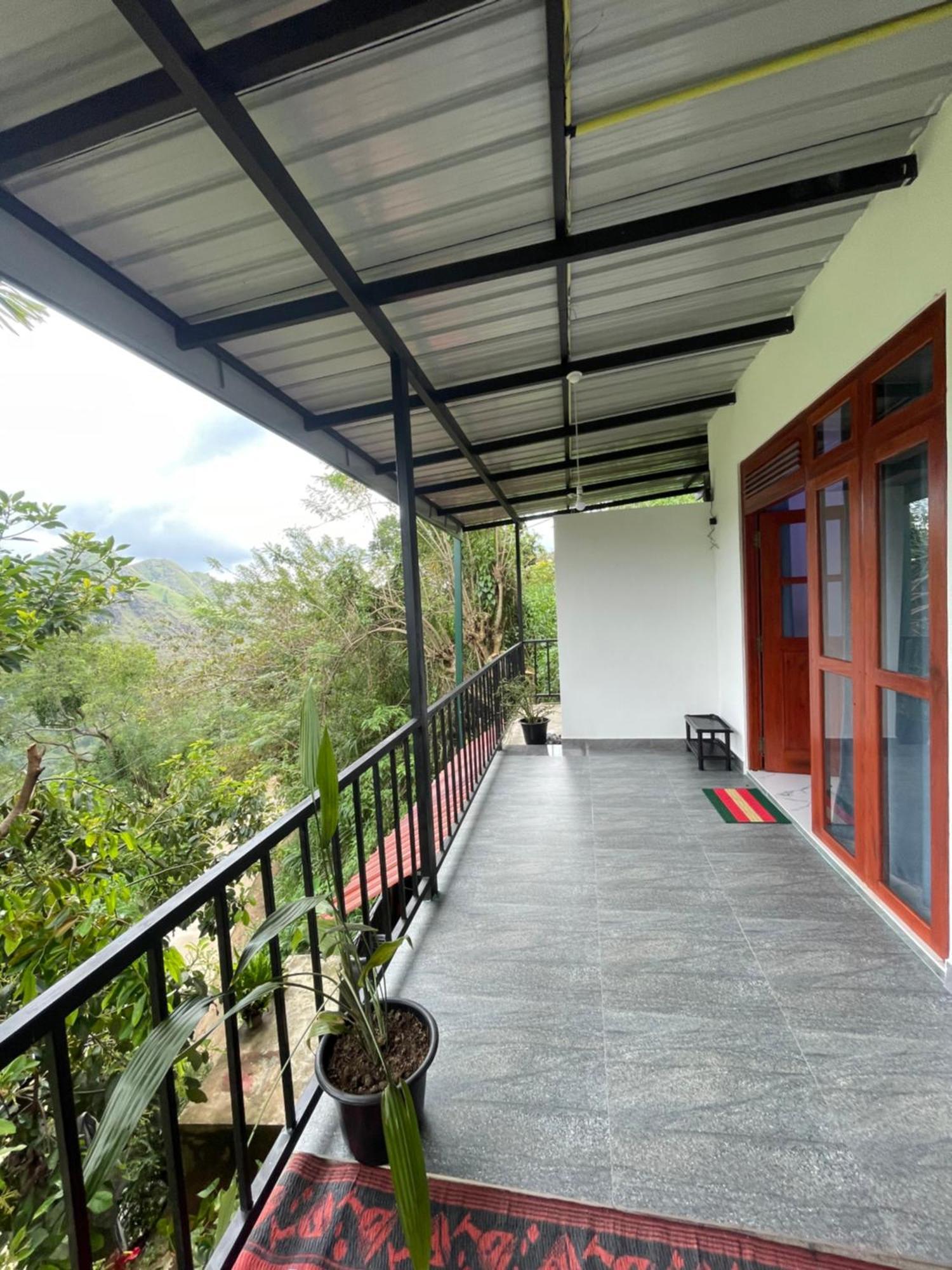 Hobbit At Mountain Homestay Ella