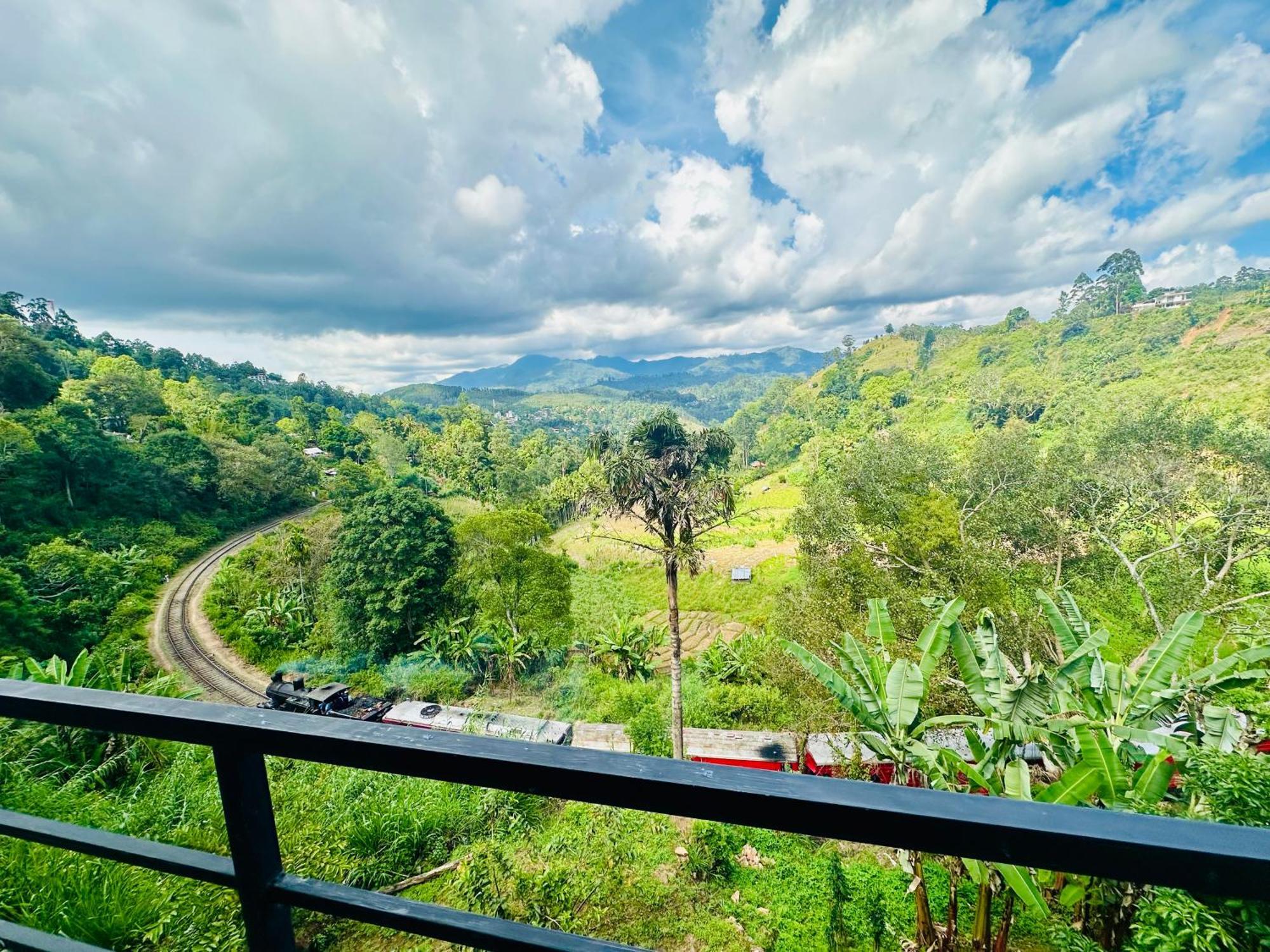 Guest house Ayubowan,
