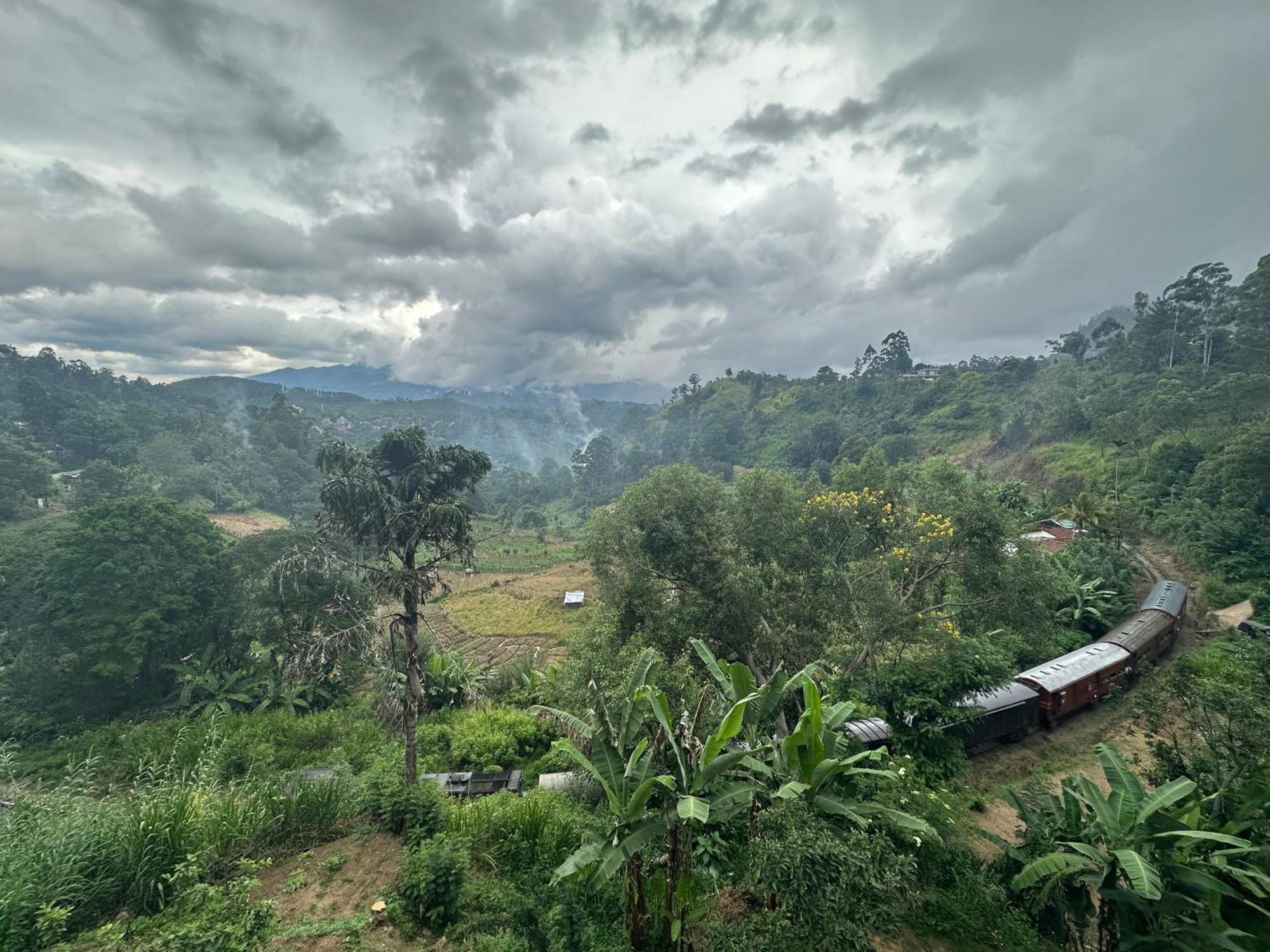 Ayubowan, * Ella