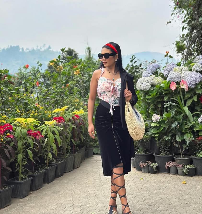 Flower Garden Ella