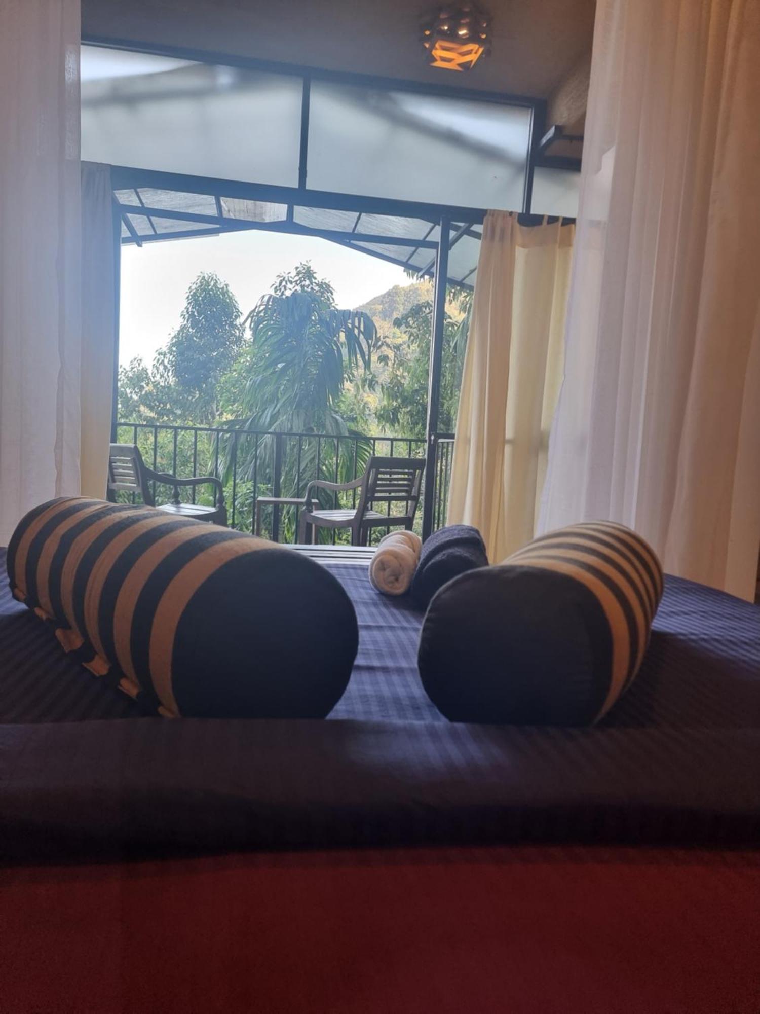 Arana Sri Lanka Eco And Yoga Center Lodge *