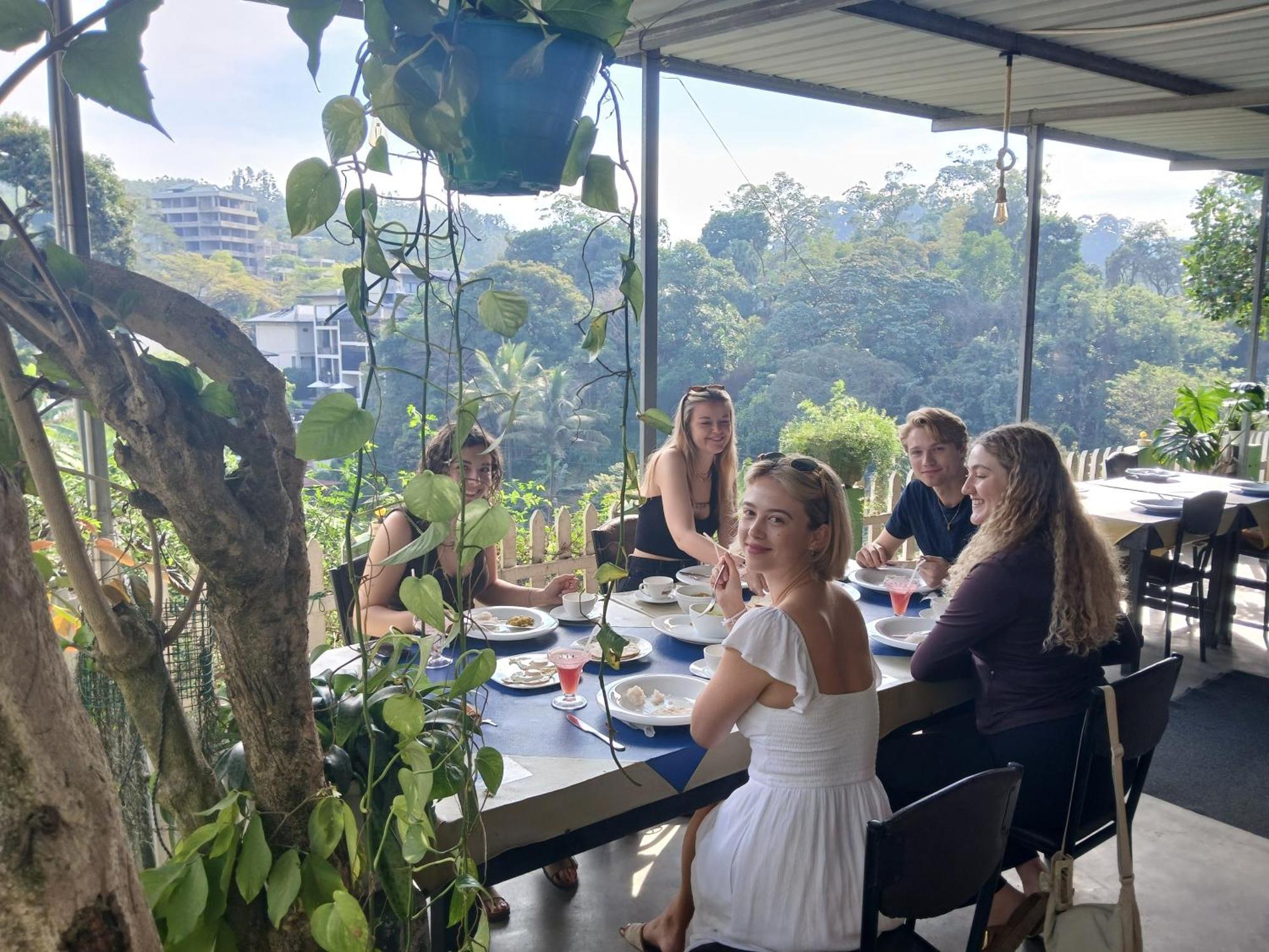 The Peak Hotel 3*