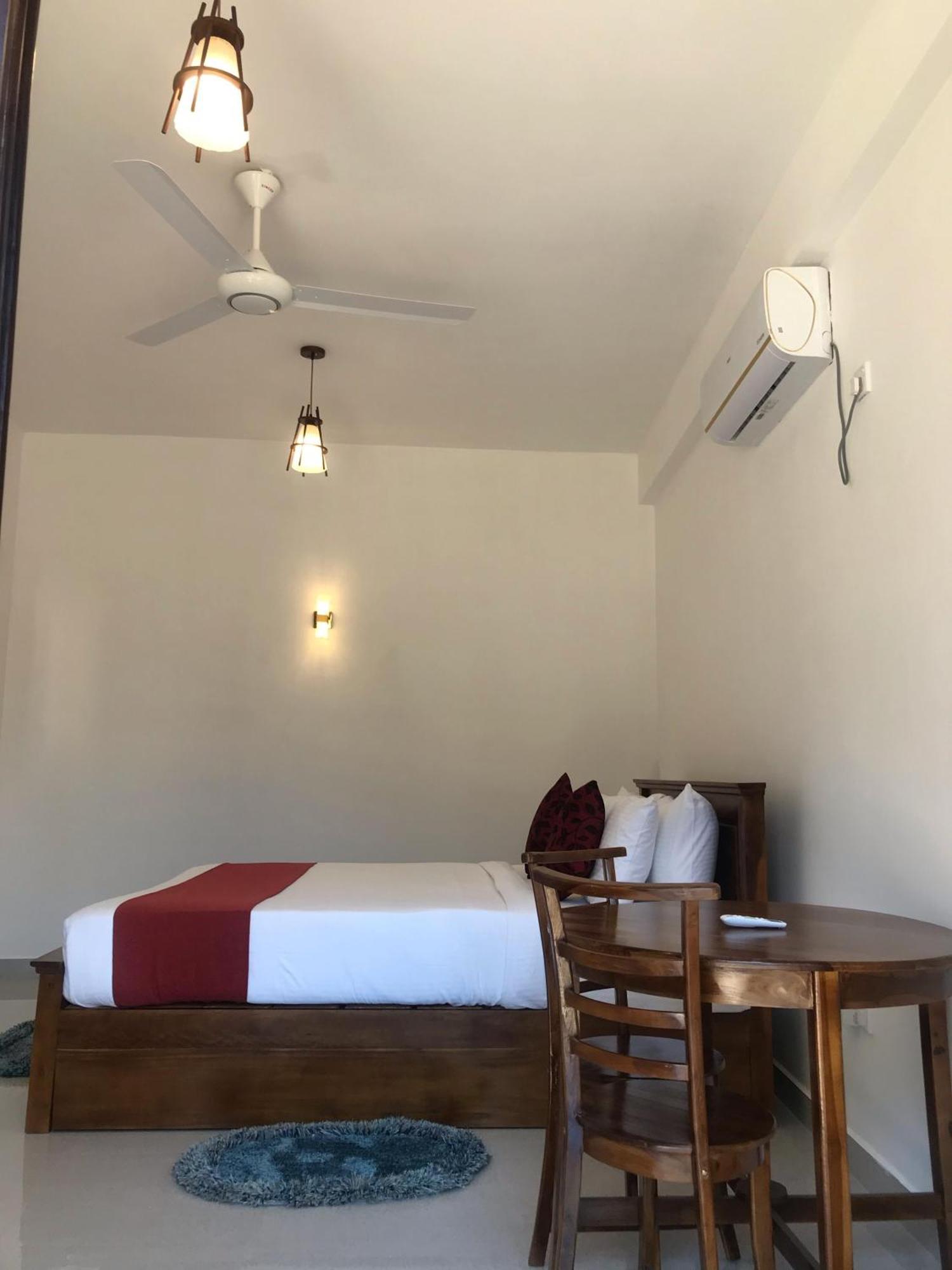 Hotel Ever Breeze