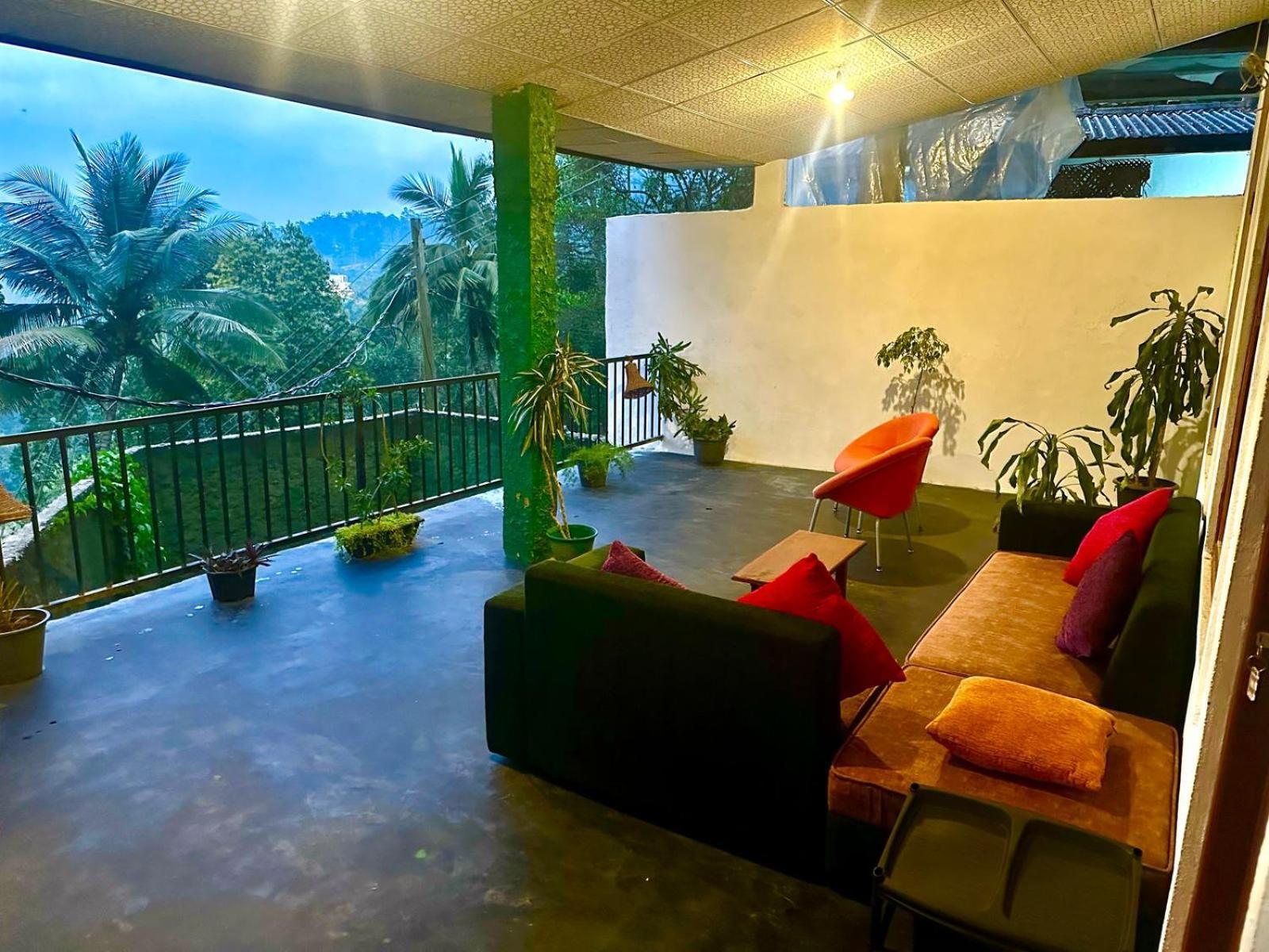 Shining View Guest house *