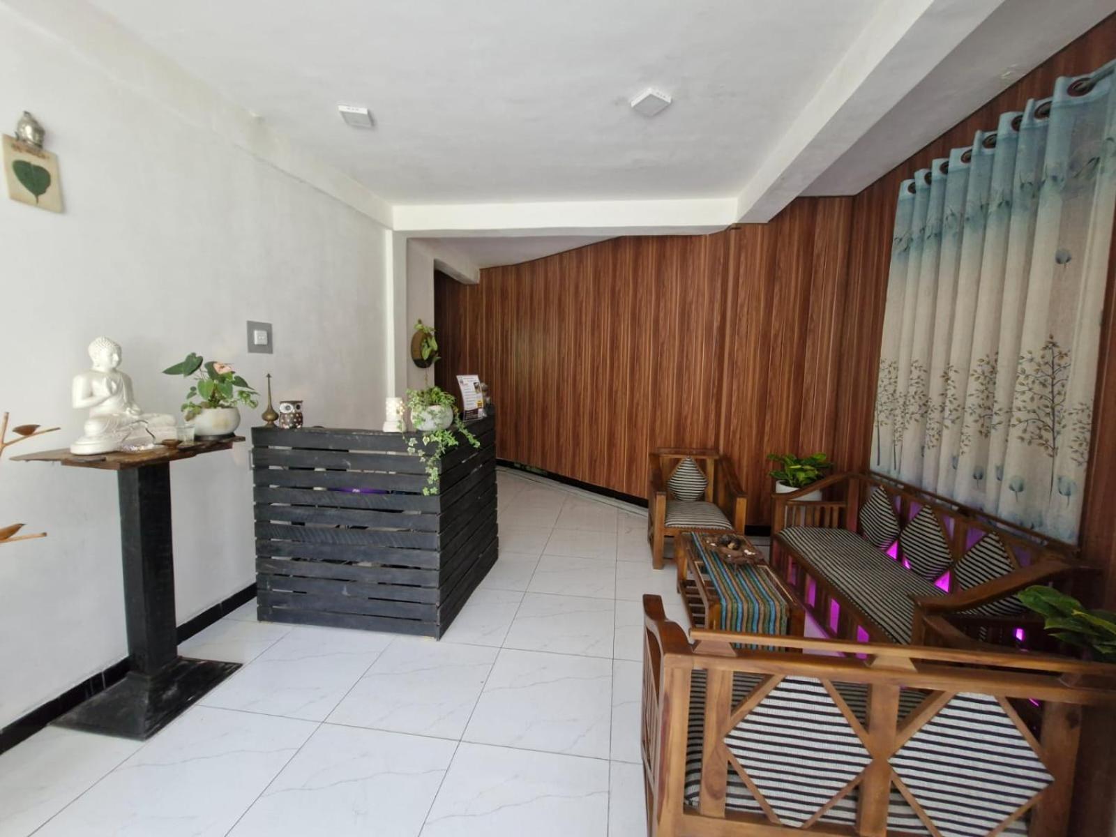 Kai Kazee Hotel *