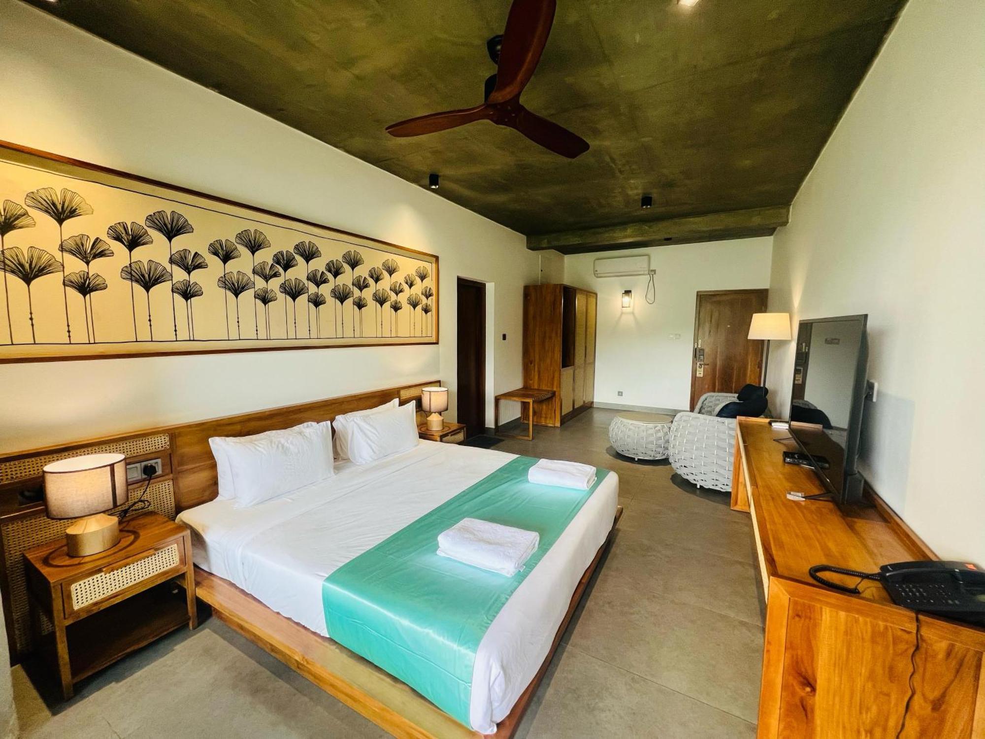 Flower Garden Hotel 4*