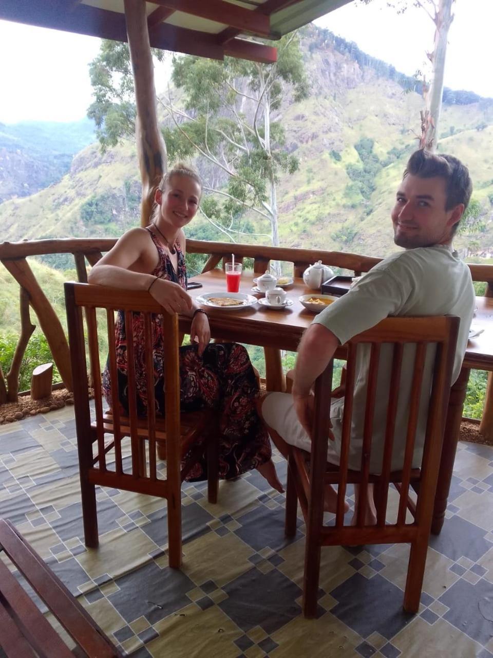 Mountain Range Homestay