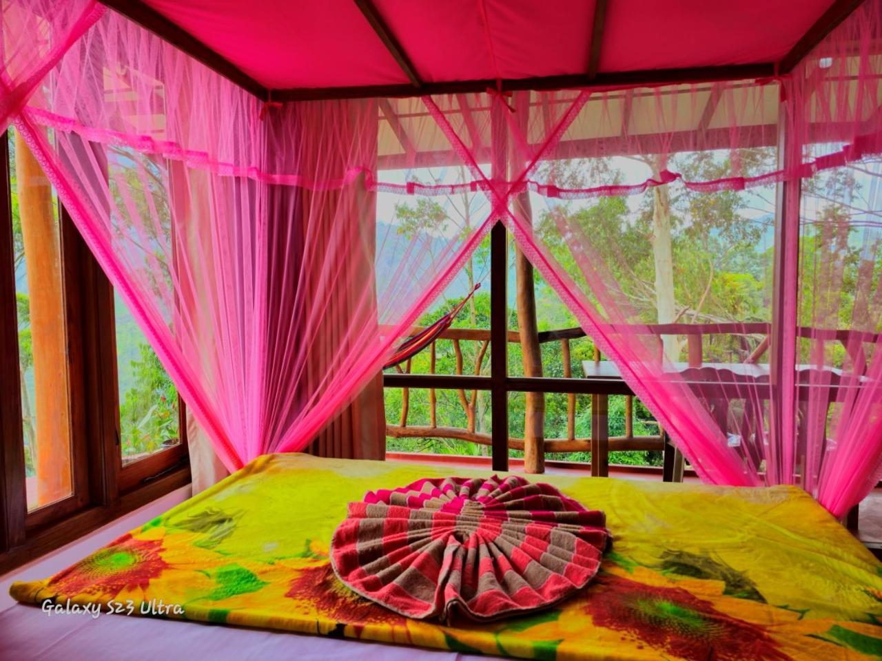 Mountain Range Homestay