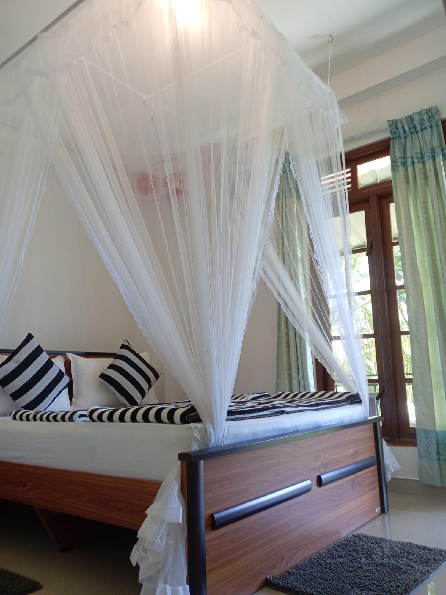Breezy Haven Bed & Breakfast *