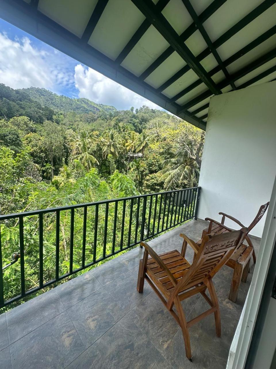 La Karanda Breeze Hotel Ella