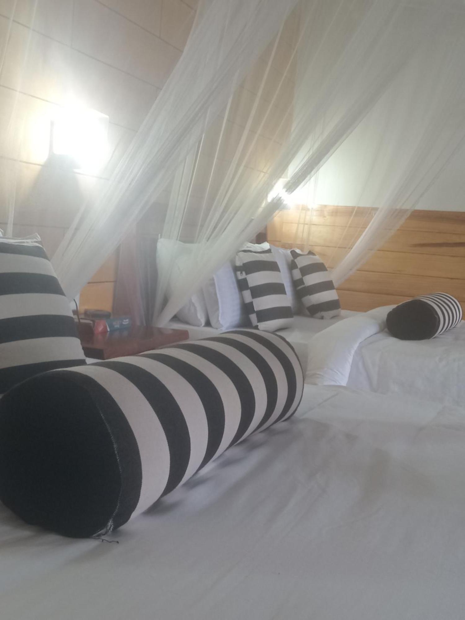 Nethsara Lodge