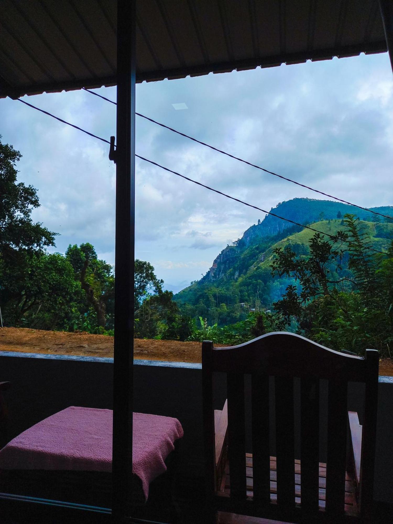 Homestay Happy View *
