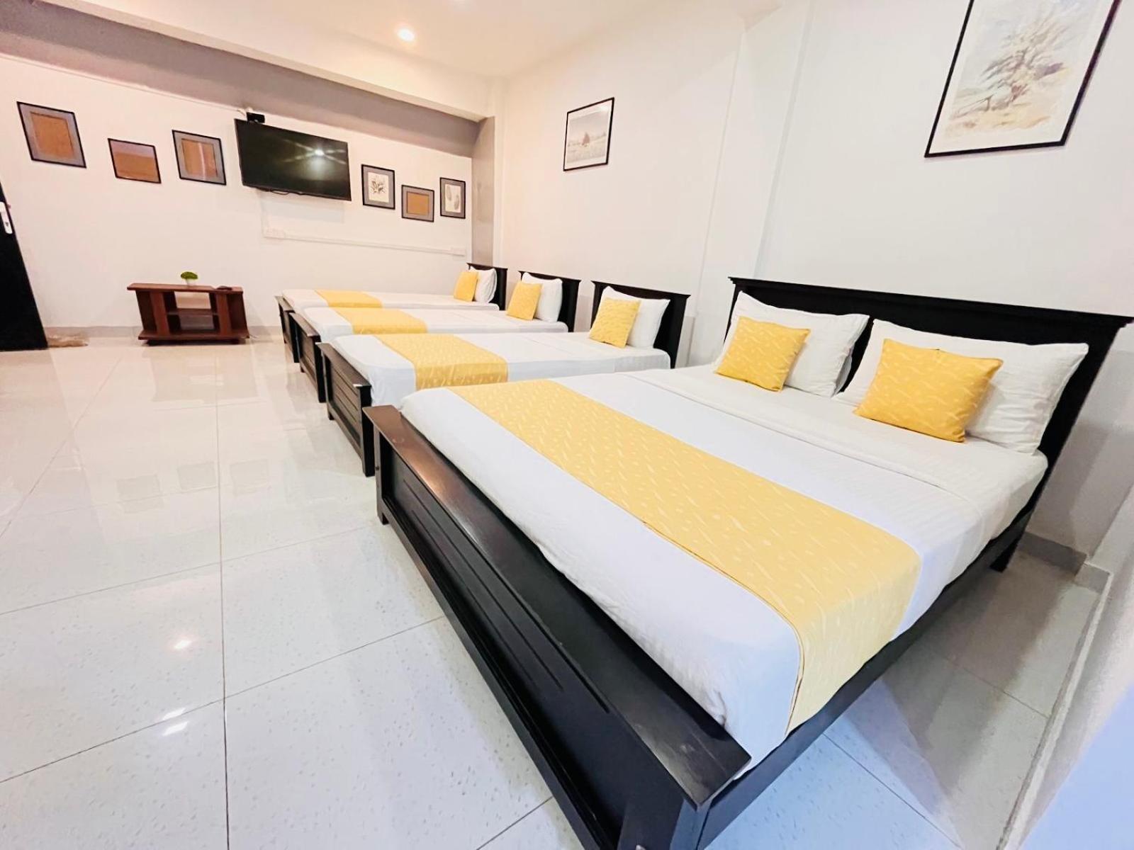 4 Axes Hotel *
