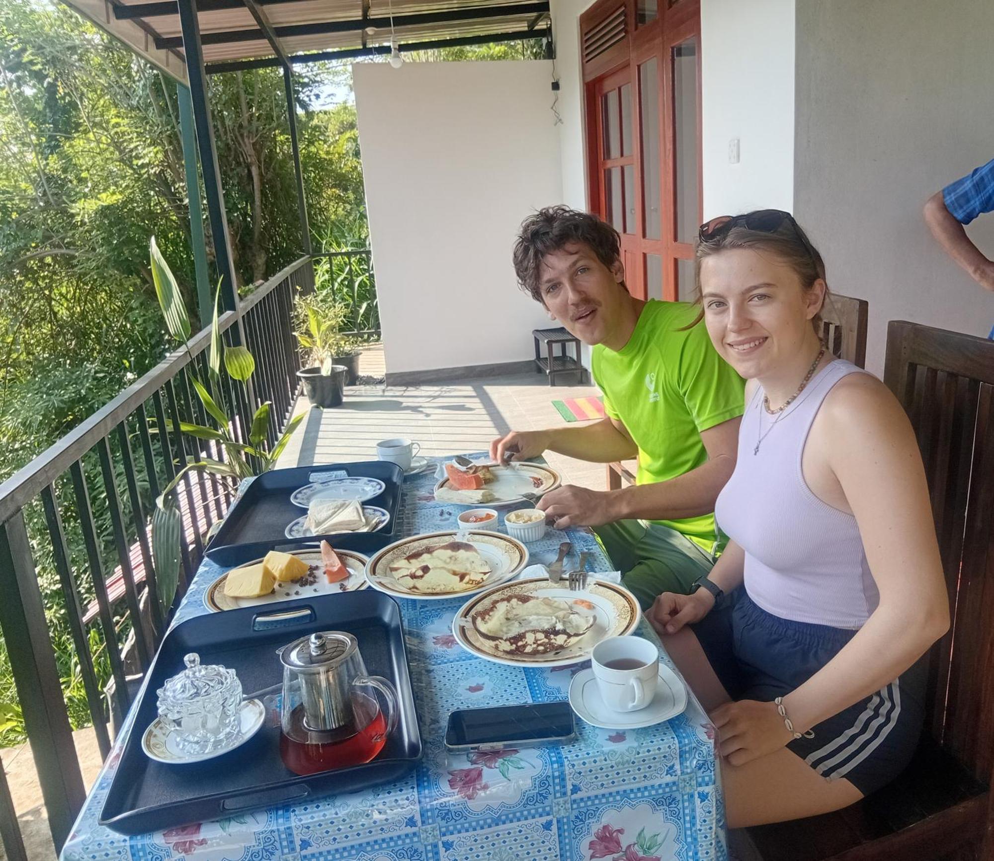 Homestay Hobbit At Mountain