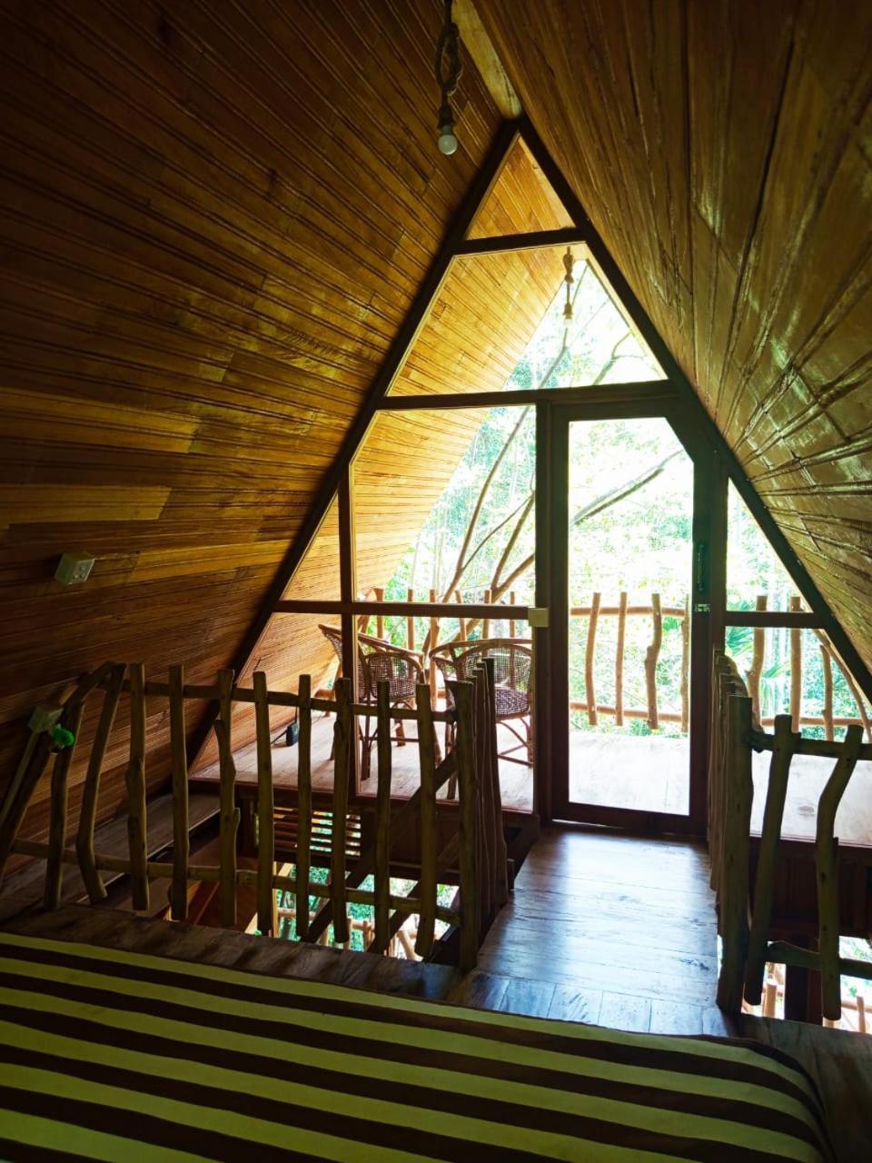 Eco Village Resort *