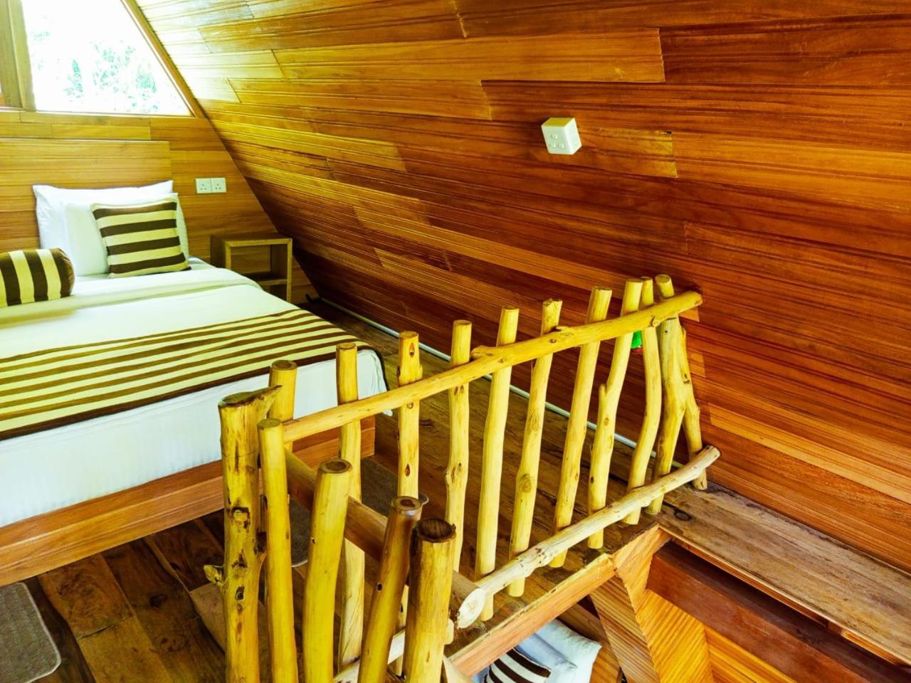 Resort Eco Village *