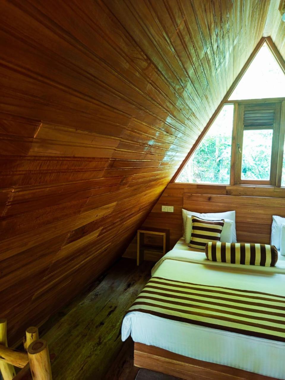 Resort Eco Village *