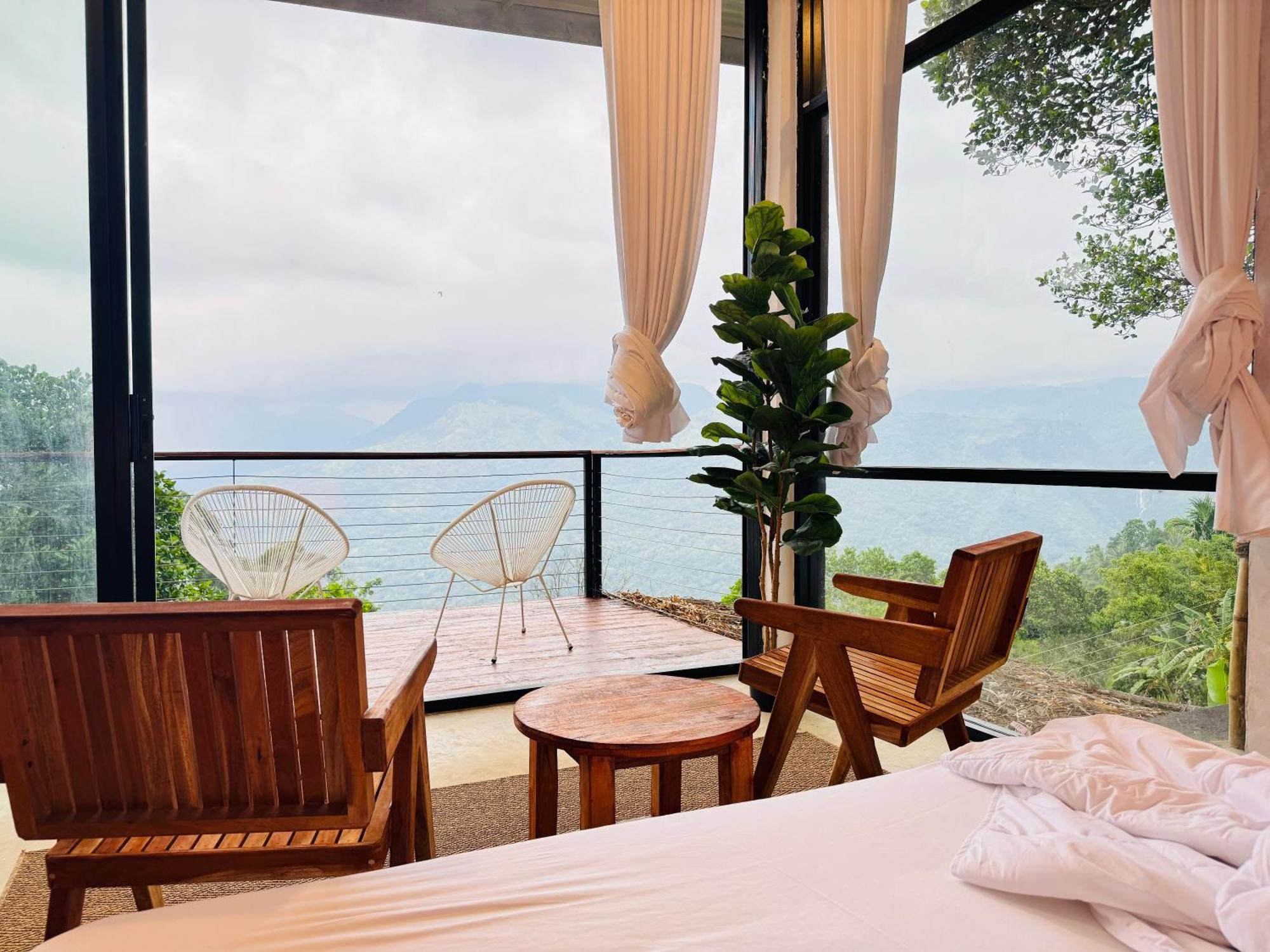 Bed & Breakfast Joy *