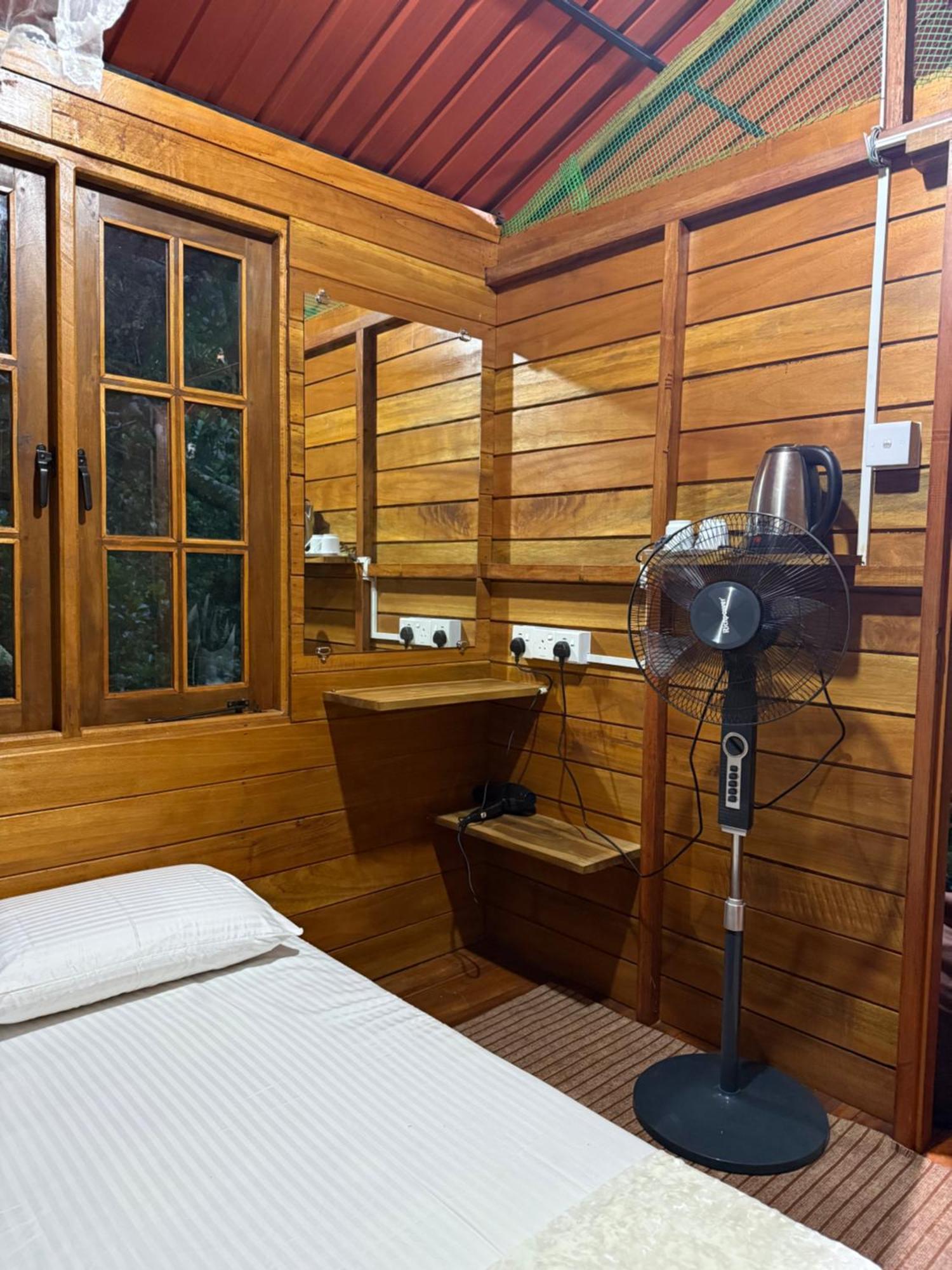 Jungle Homestay *