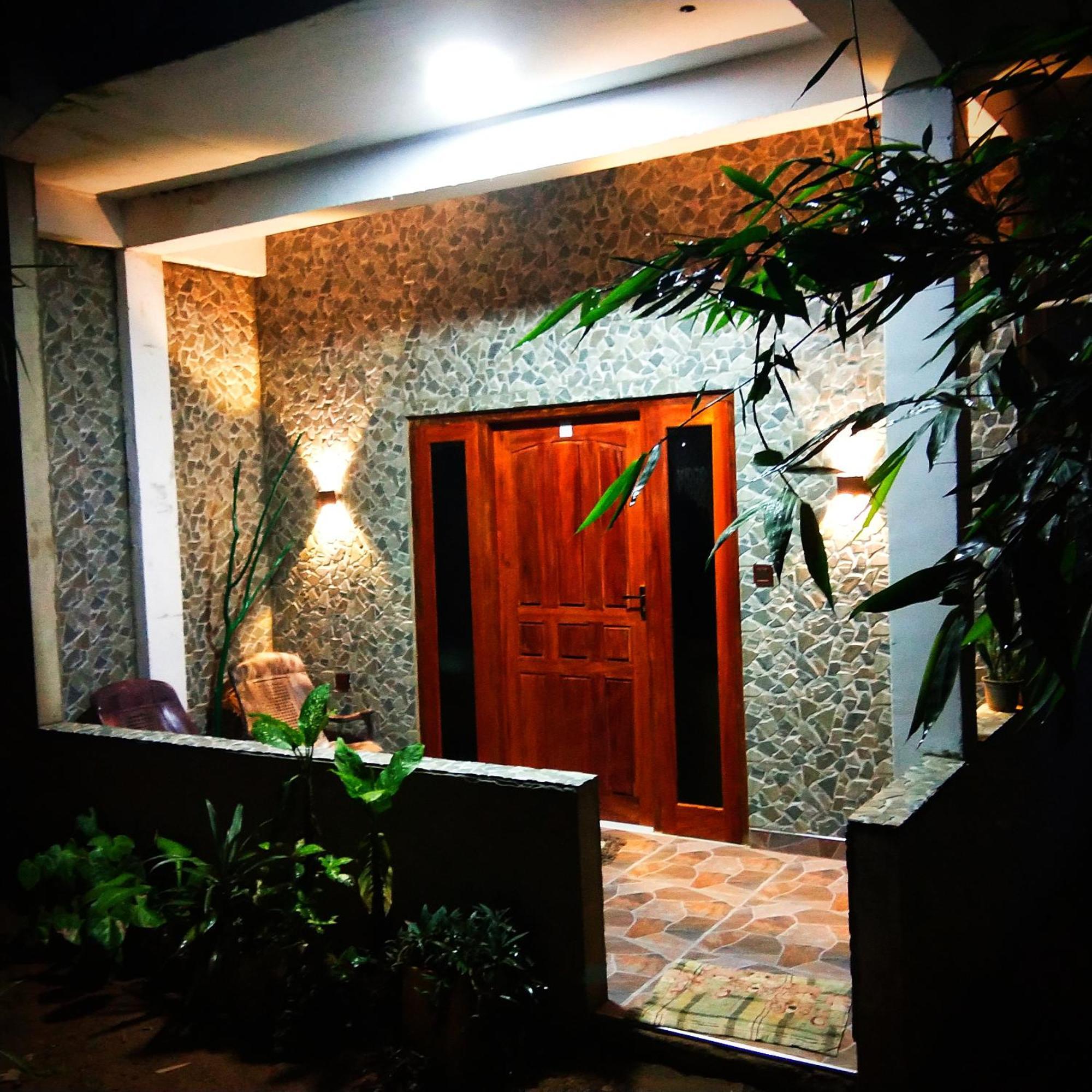 Hushwood Family Homestay