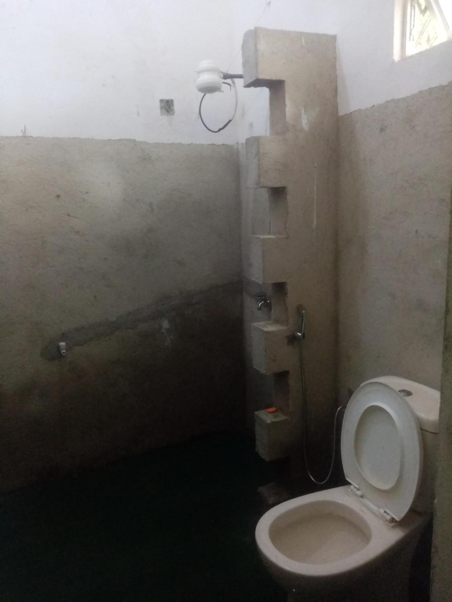River Side Hostel *