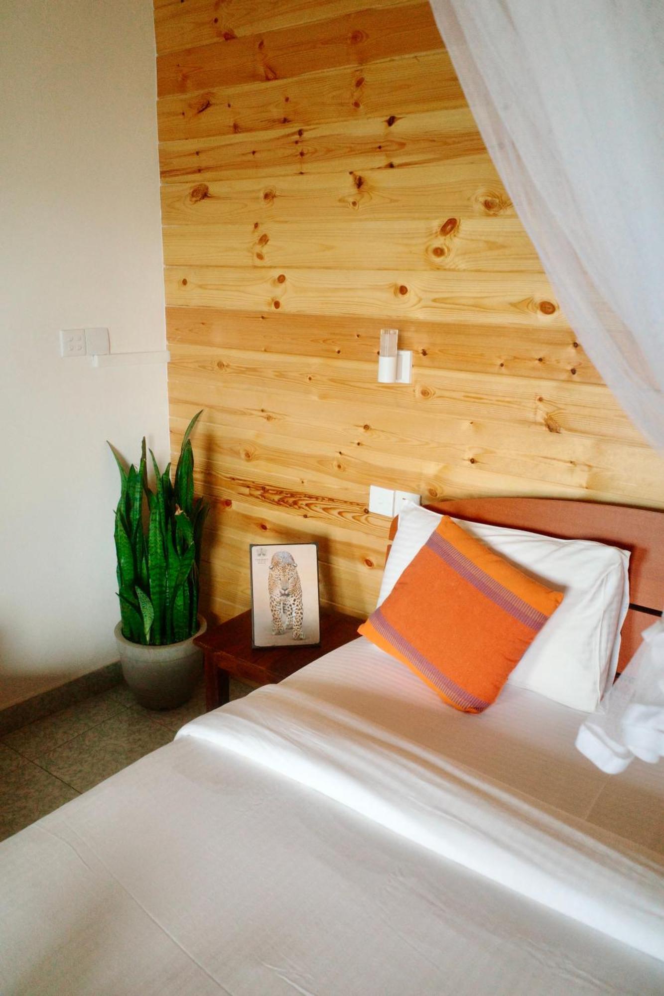 Homestay Will Guest *